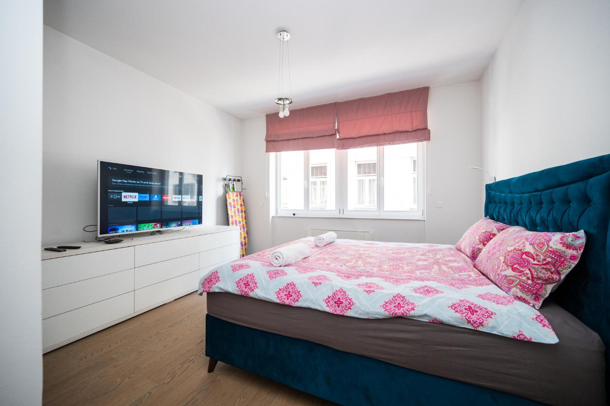 Modern Stay in the City Center
