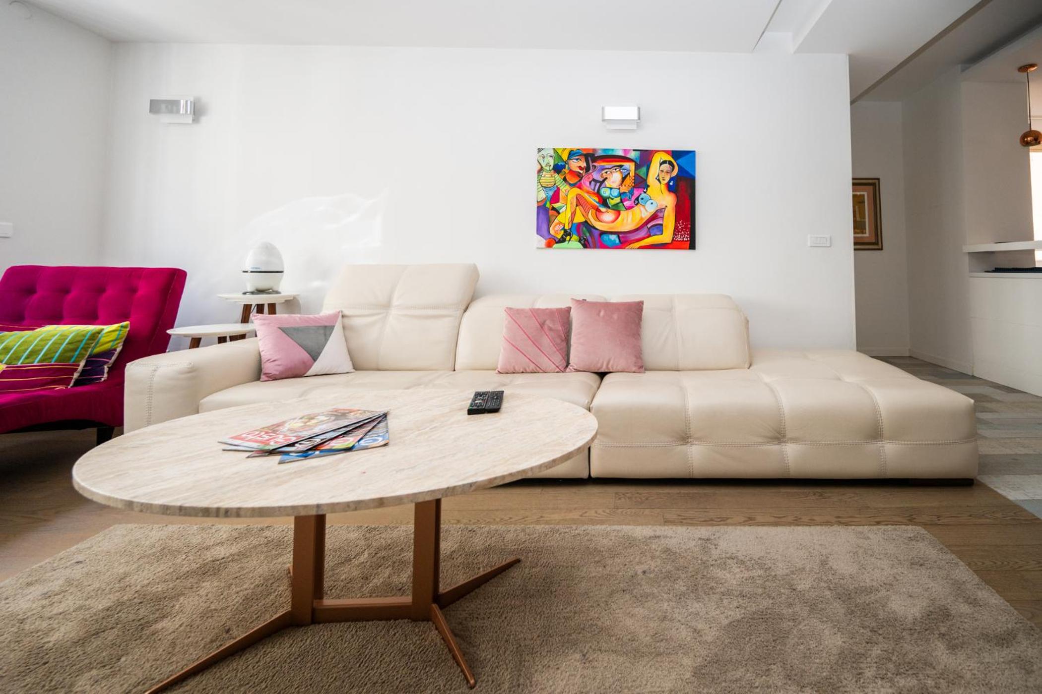 Modern Stay in the City Center