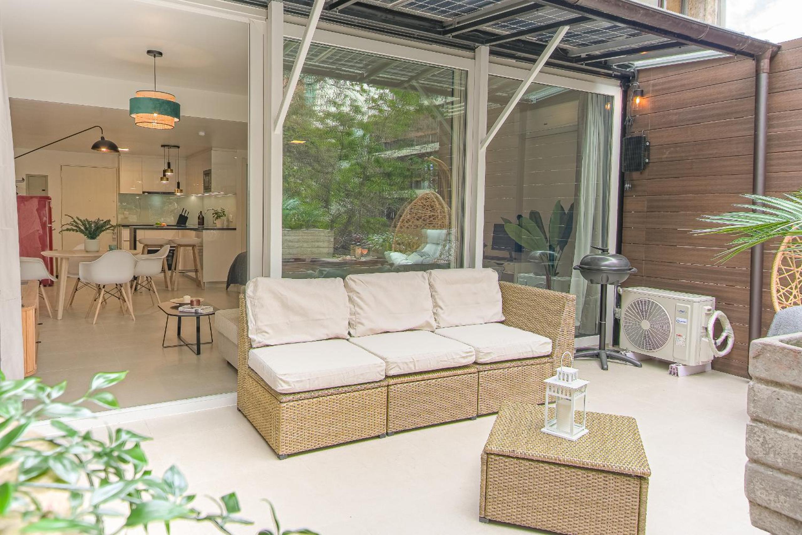 King-size bed with terrace and Air Conditioning!