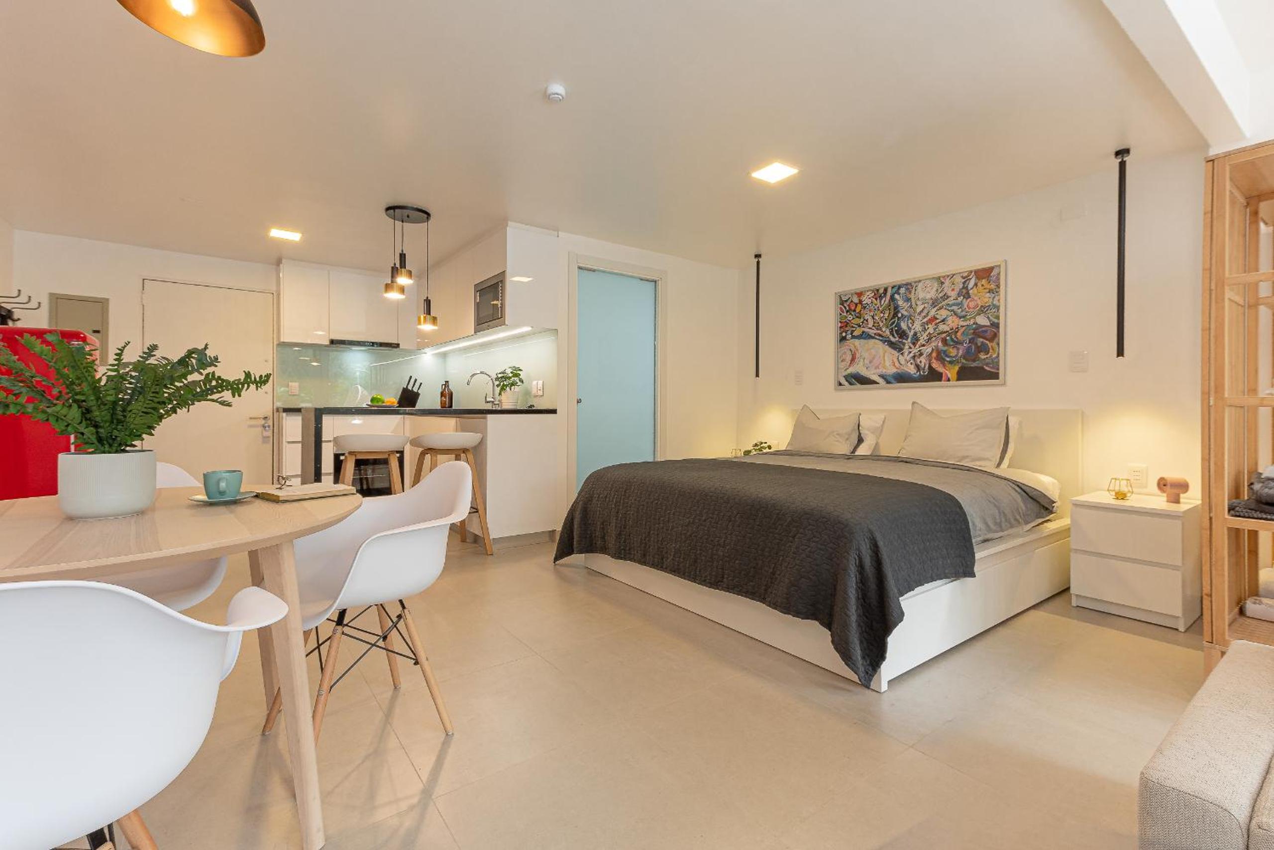 King-size bed with terrace and Air Conditioning!