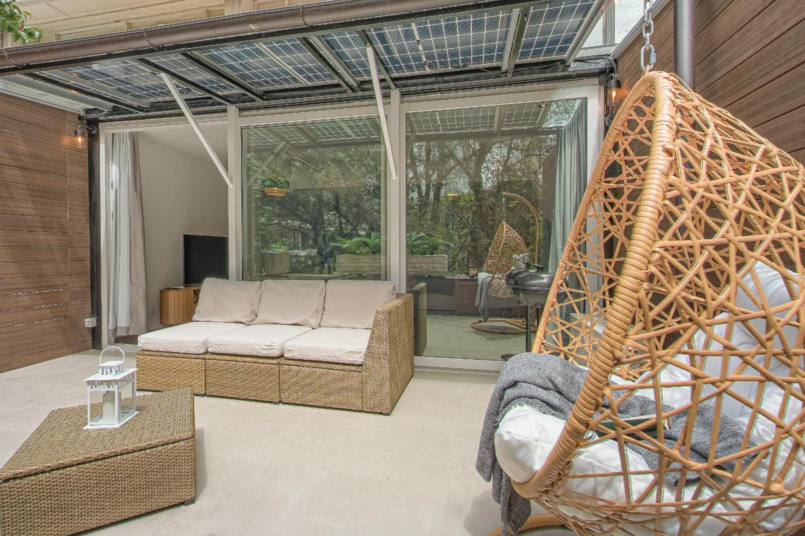 King-size bed with terrace and Air Conditioning!