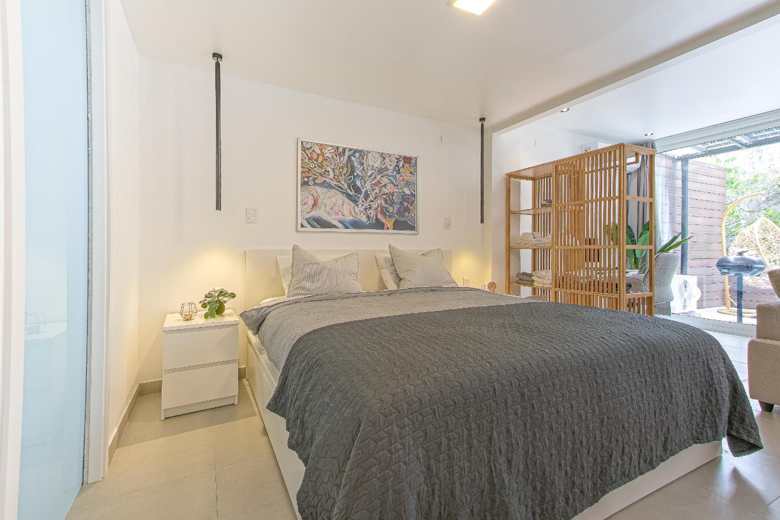 King-size bed with terrace and Air Conditioning!