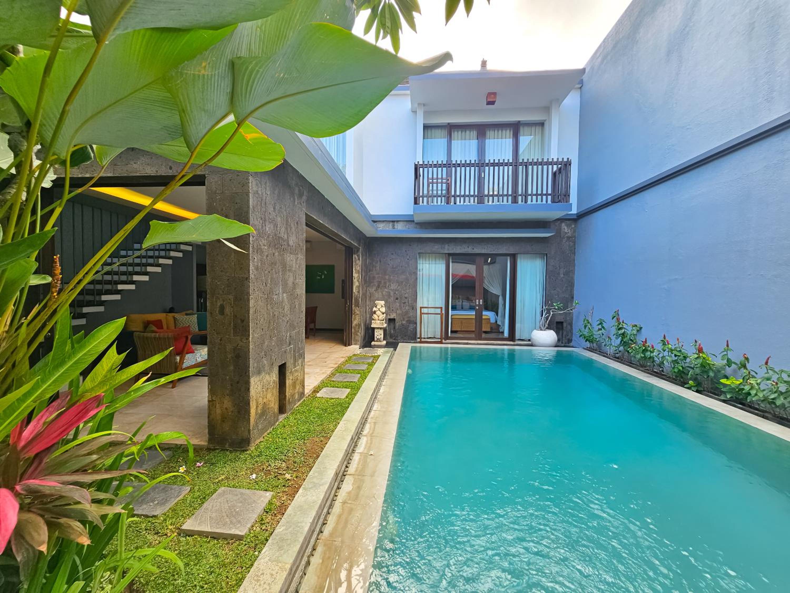 Seminyak Icon - by Karaniya Experience - CHSE certified