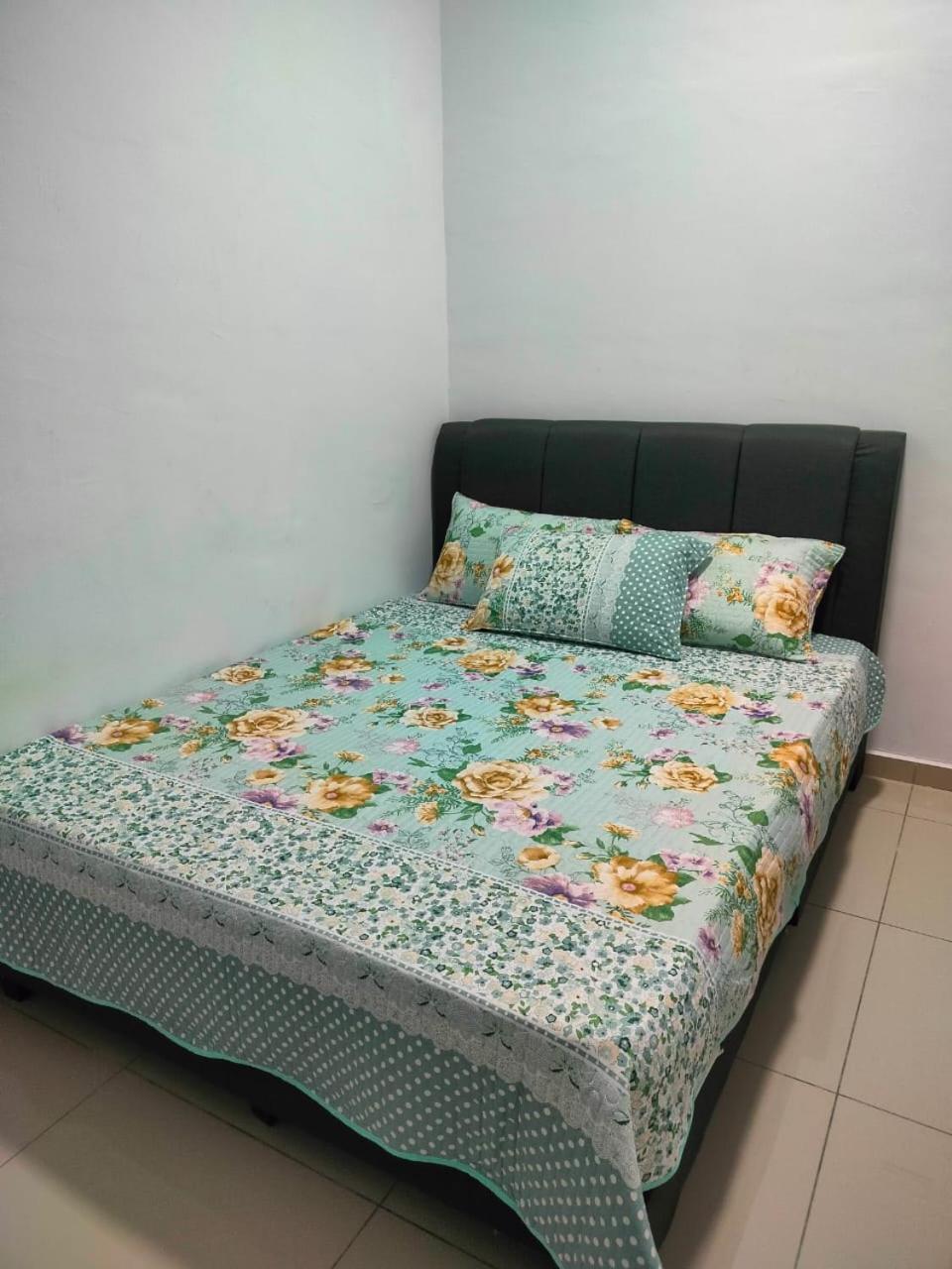 Aiman's Rose HomeStay photo 8