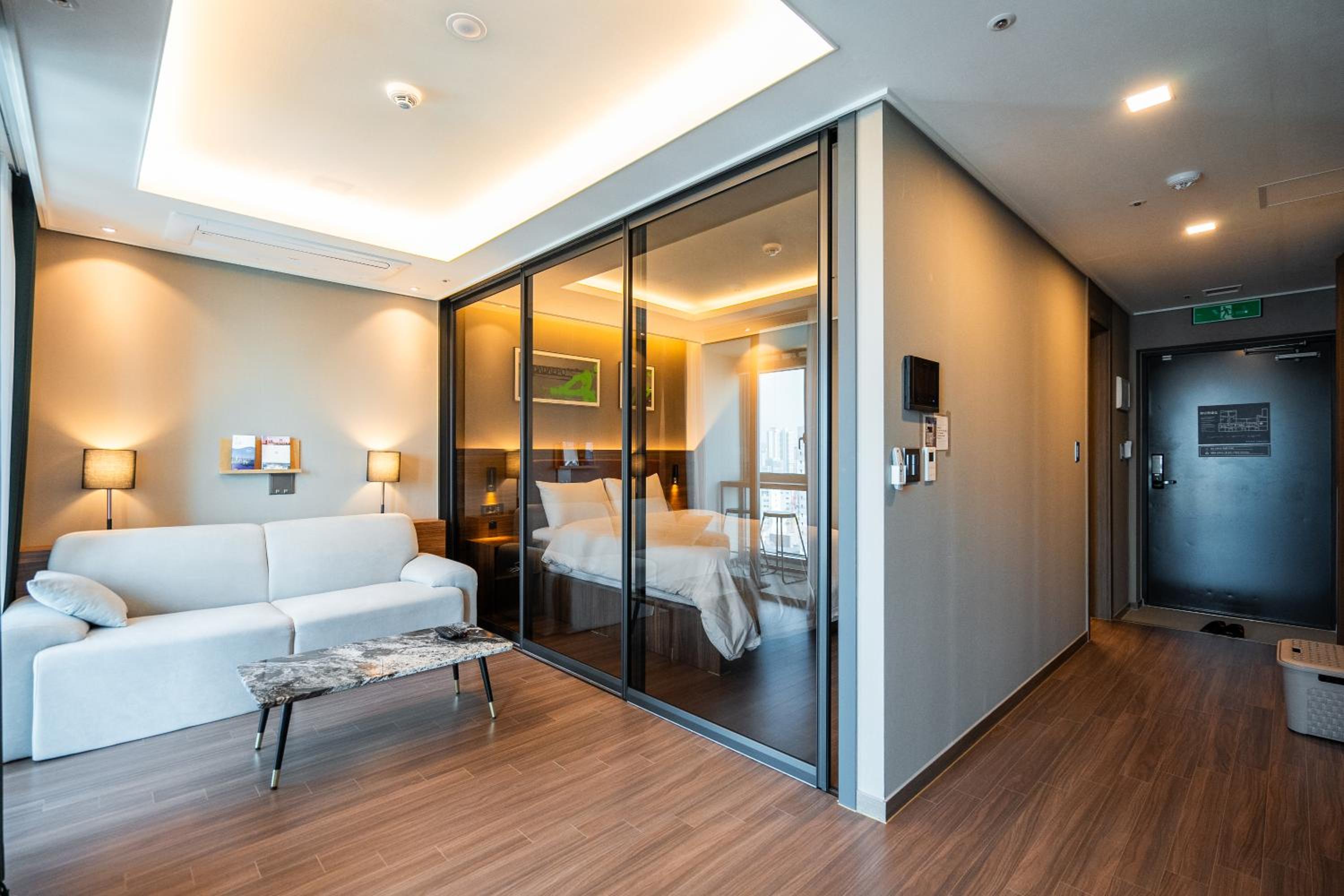hotel room