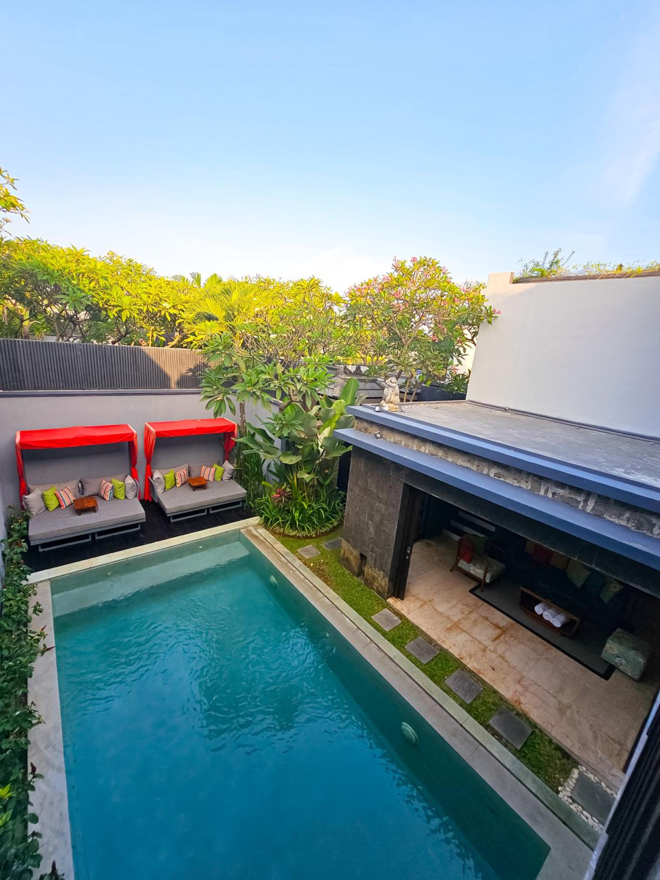 Seminyak Icon - by Karaniya Experience - CHSE certified