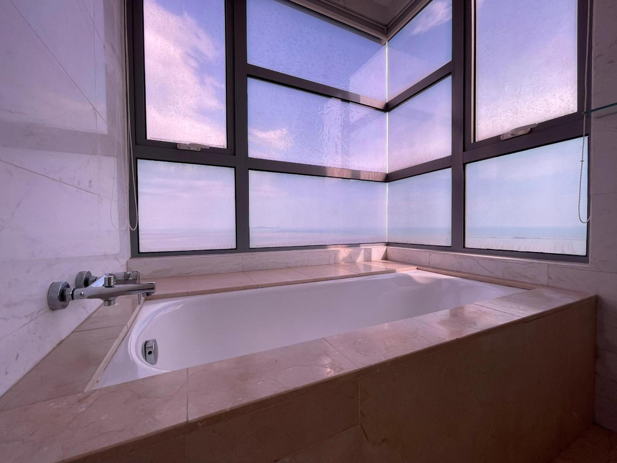 Bathtub With Sea View Silverscape Malacca By Micasa photo 2