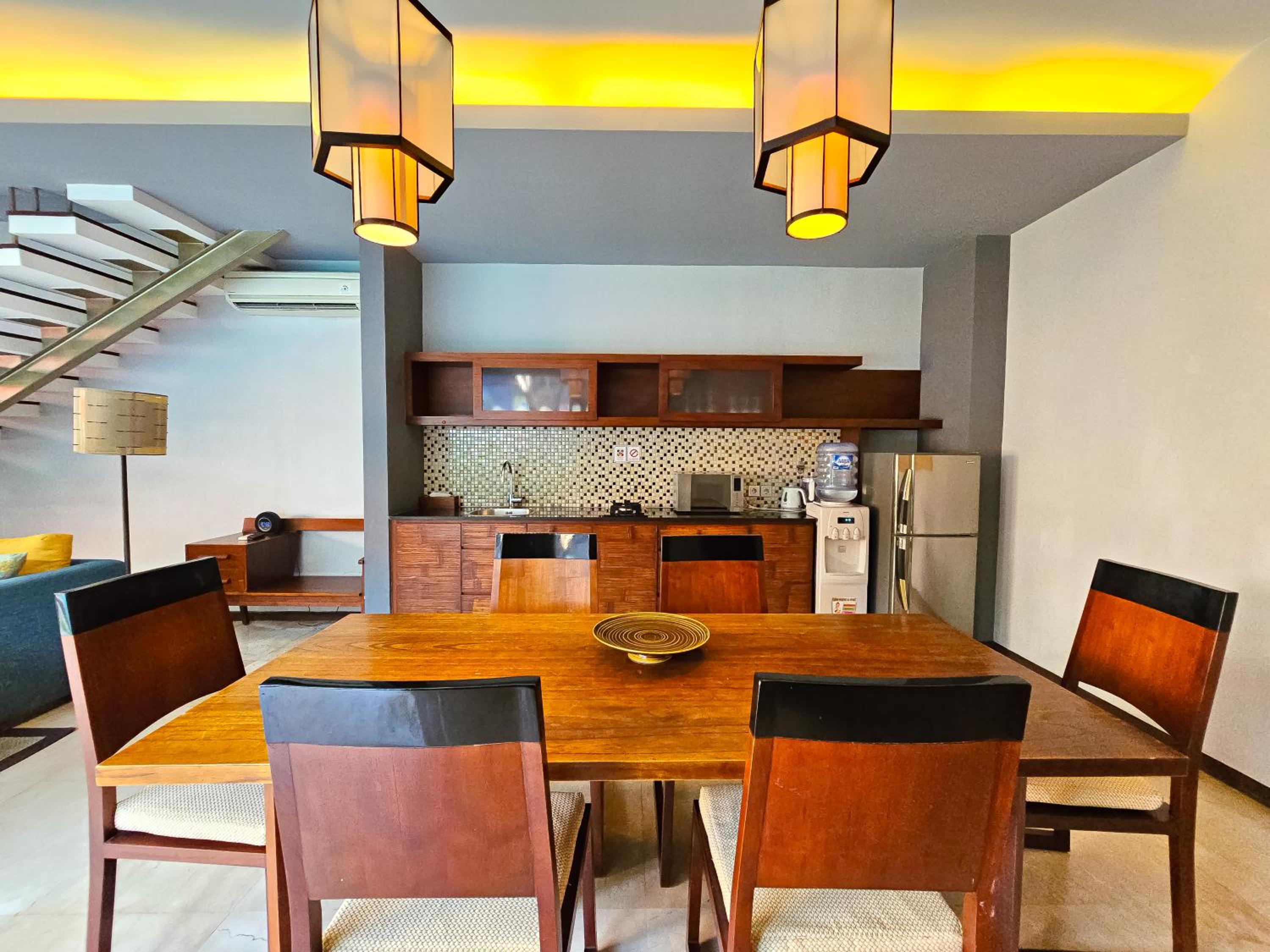 Seminyak Icon - by Karaniya Experience - CHSE certified