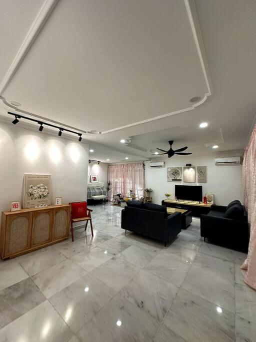 Cozy 2StoreyHome 5Room11Pax@ChaiLengPark photo 1