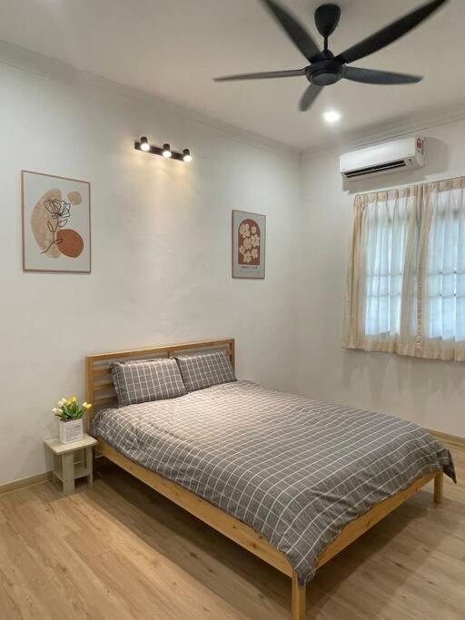 Cozy 2StoreyHome 5Room11Pax@ChaiLengPark photo 2