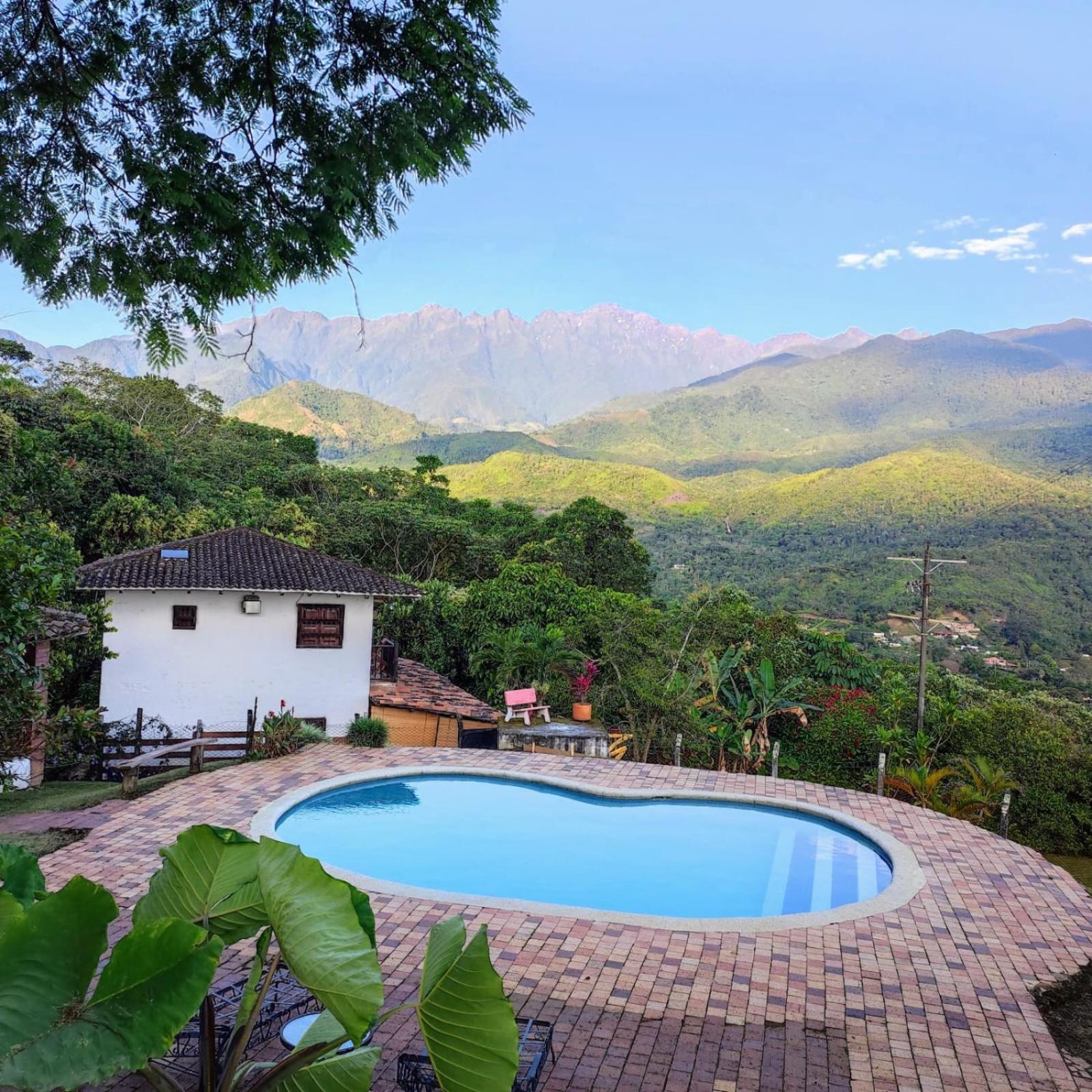 La Villa The View