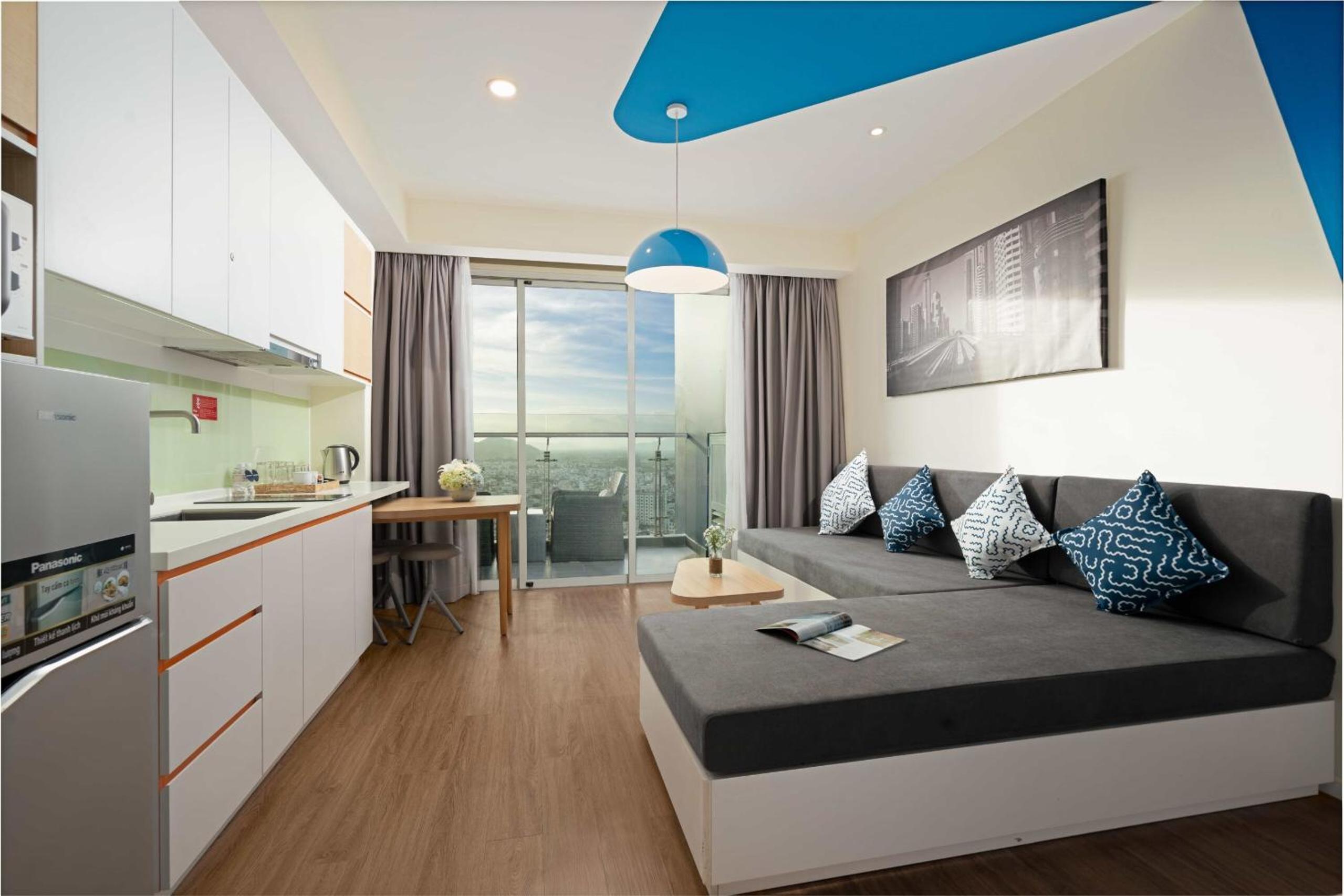 Nha Trang Luxury City View Studio - Free Breakfast & Pool view 3