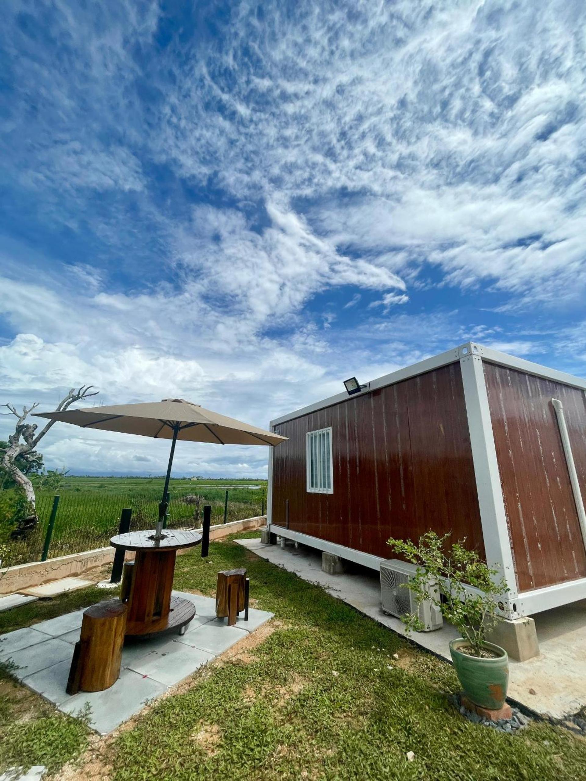 Country Road Homestay