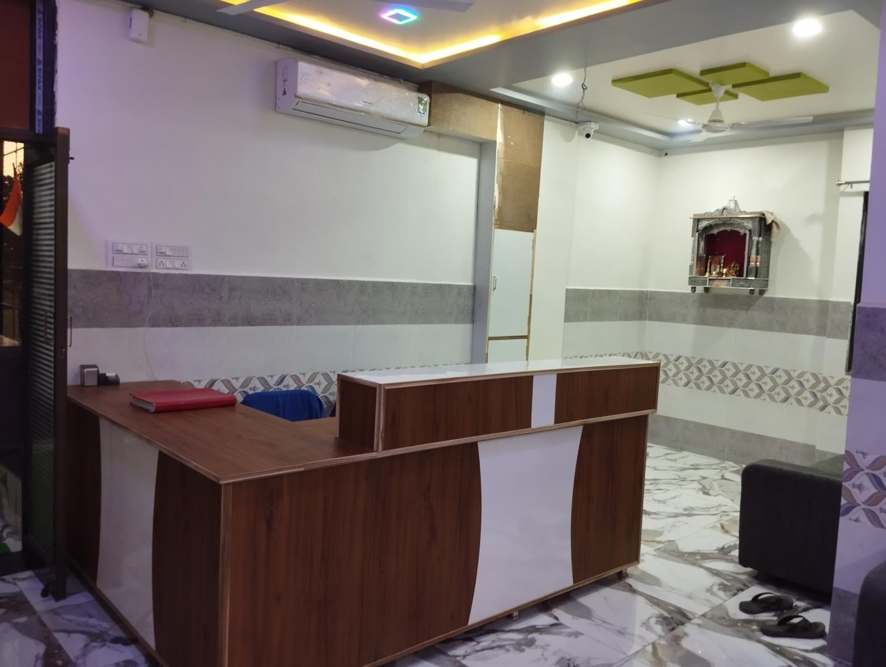 Hotel Devkamal