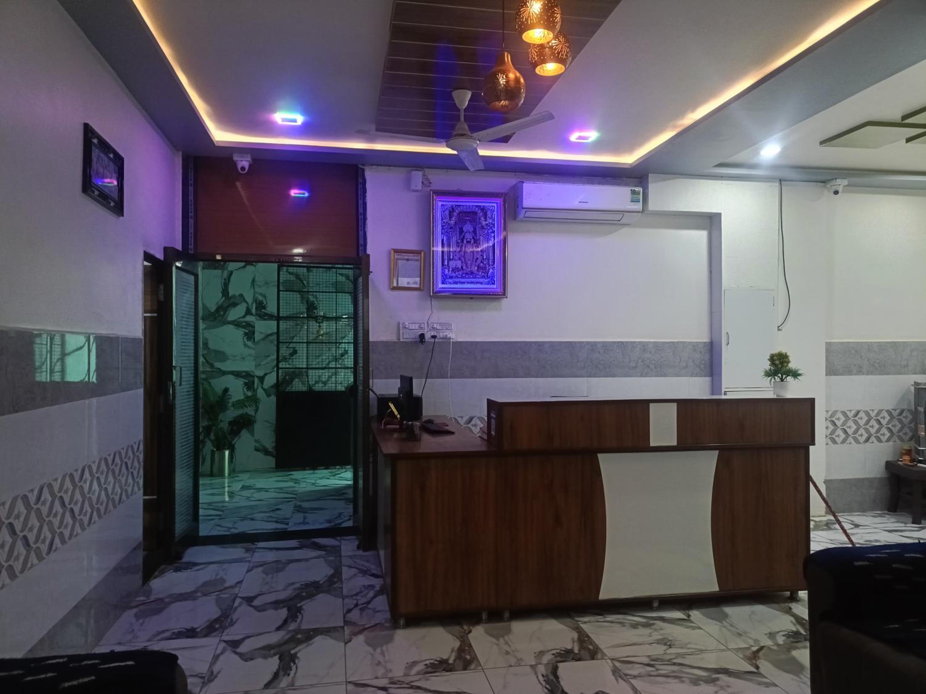 Hotel Devkamal