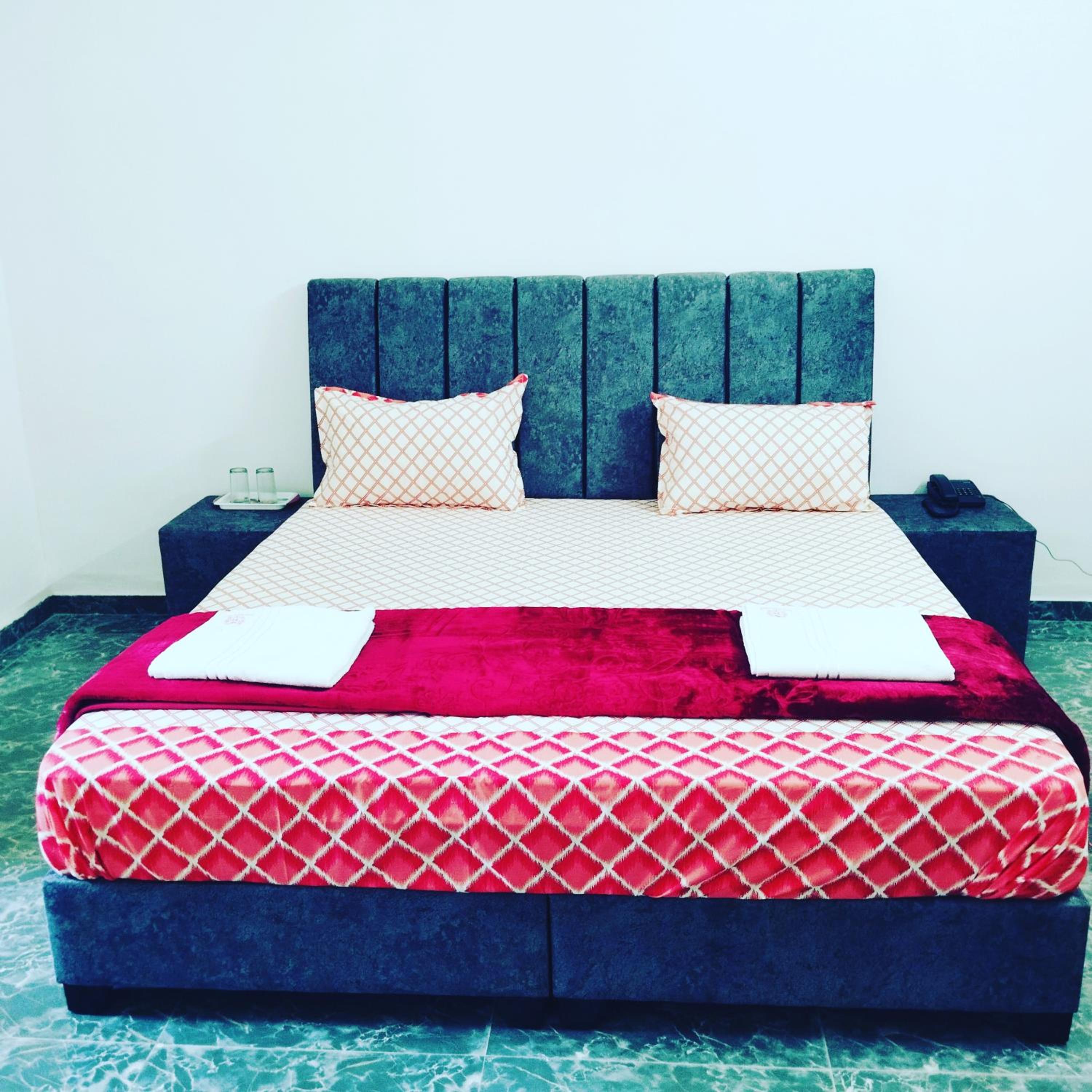 Hotel Devkamal