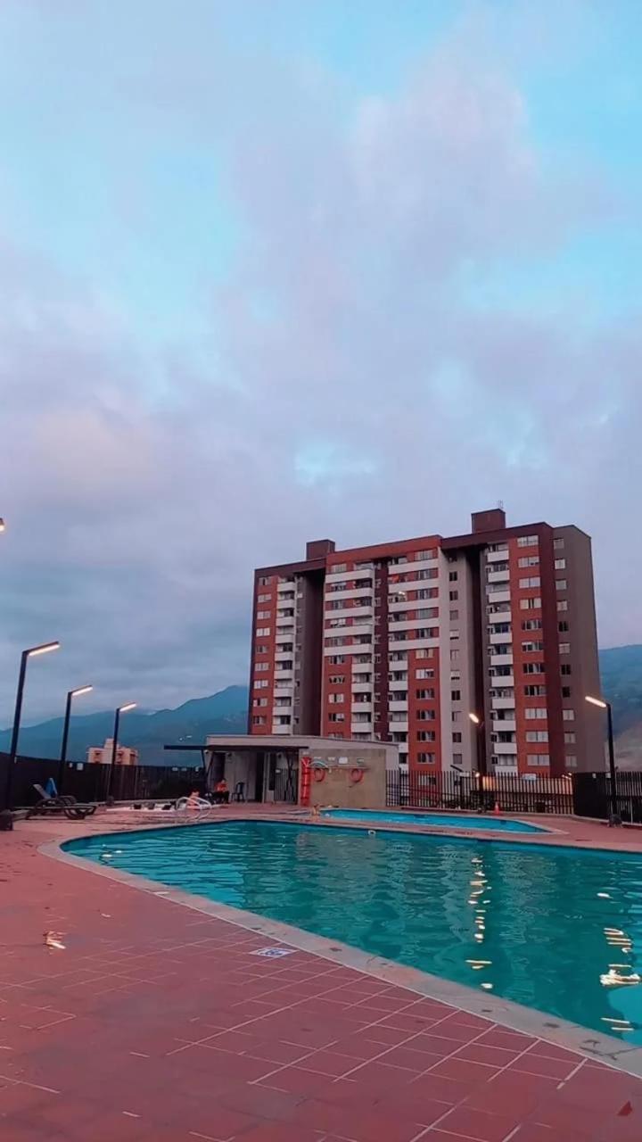 Apartamento en Edificio Puerto paraiso en Bello Antioquia