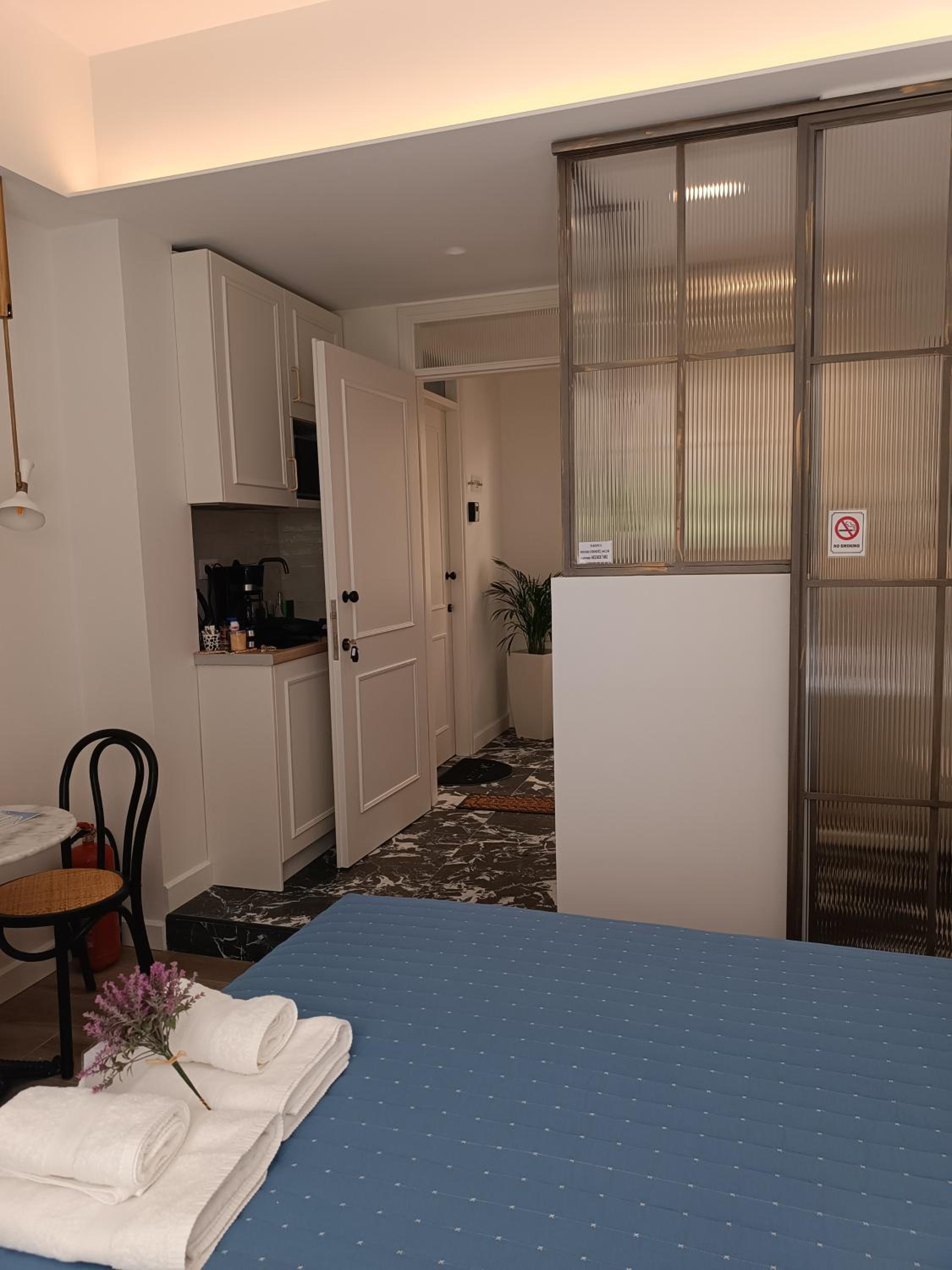 MUSES LUXURY SUITES