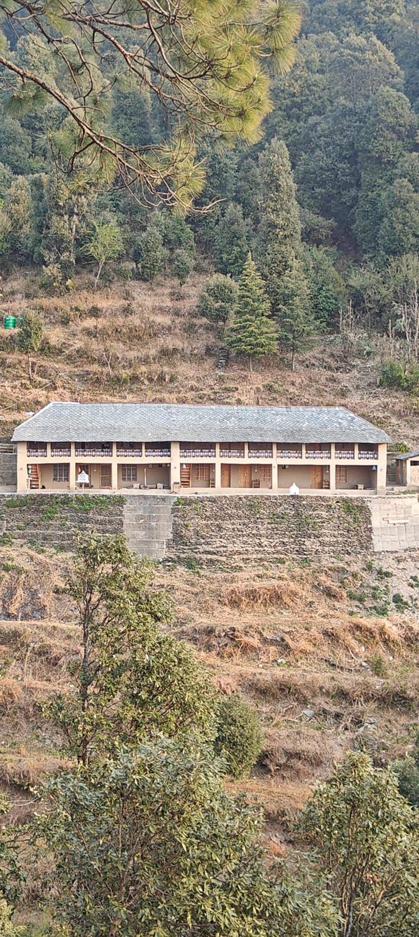 The Dhauladhar Mudhouse view 3