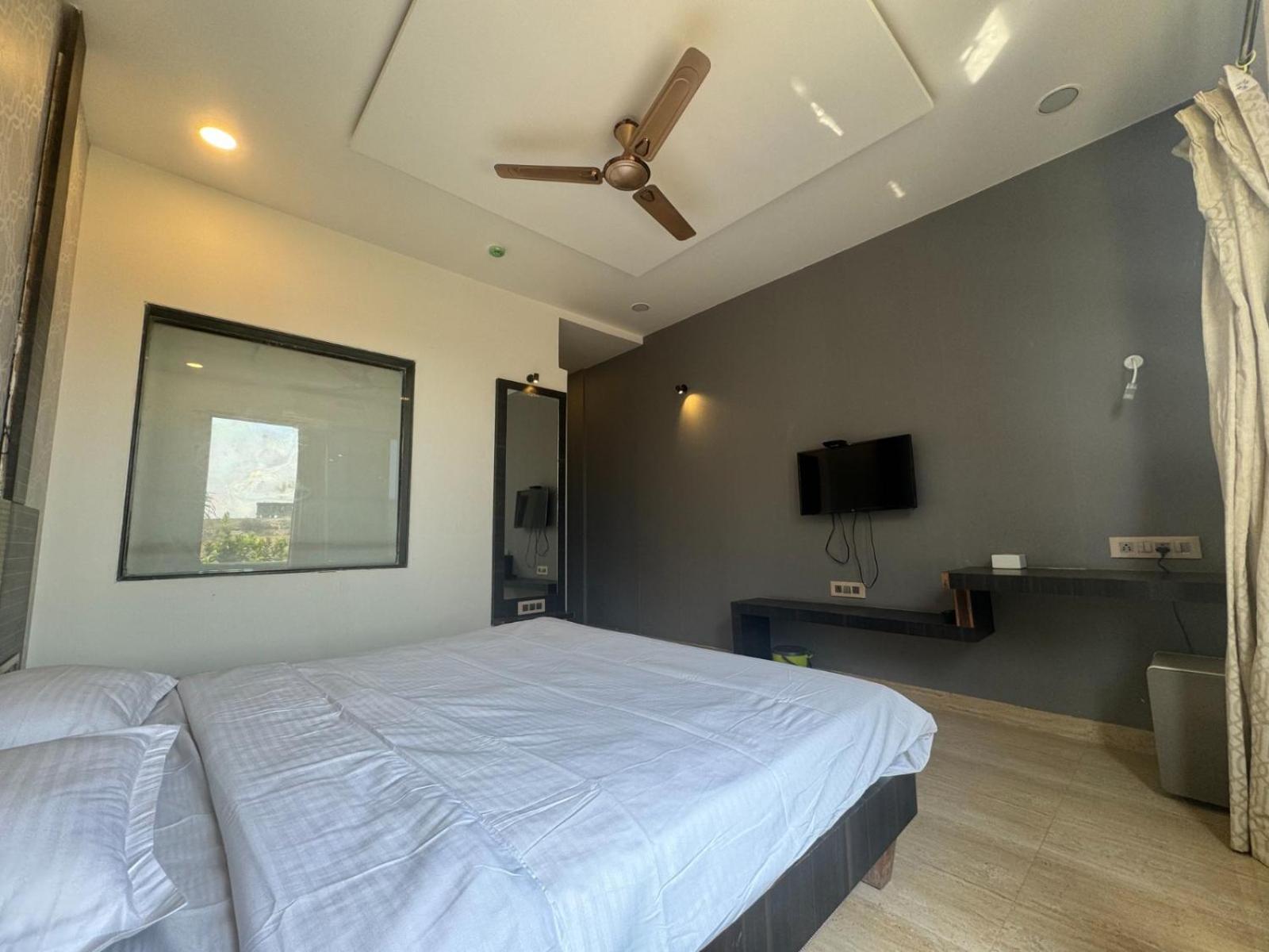 Zestin Hill Resort Lonavala