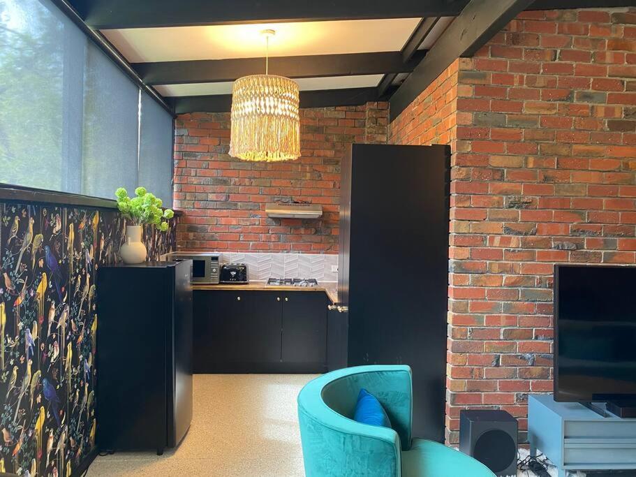 Sibbel House- Luxurious Mid-Century Modern Home, Yarra Valley