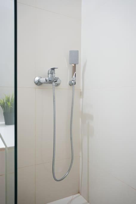 Syntagma square, 70sqm Pentelis sunny apartment