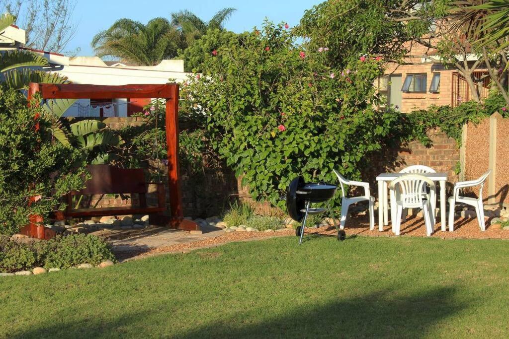 28 Dr Mike Heroldt Street view 4