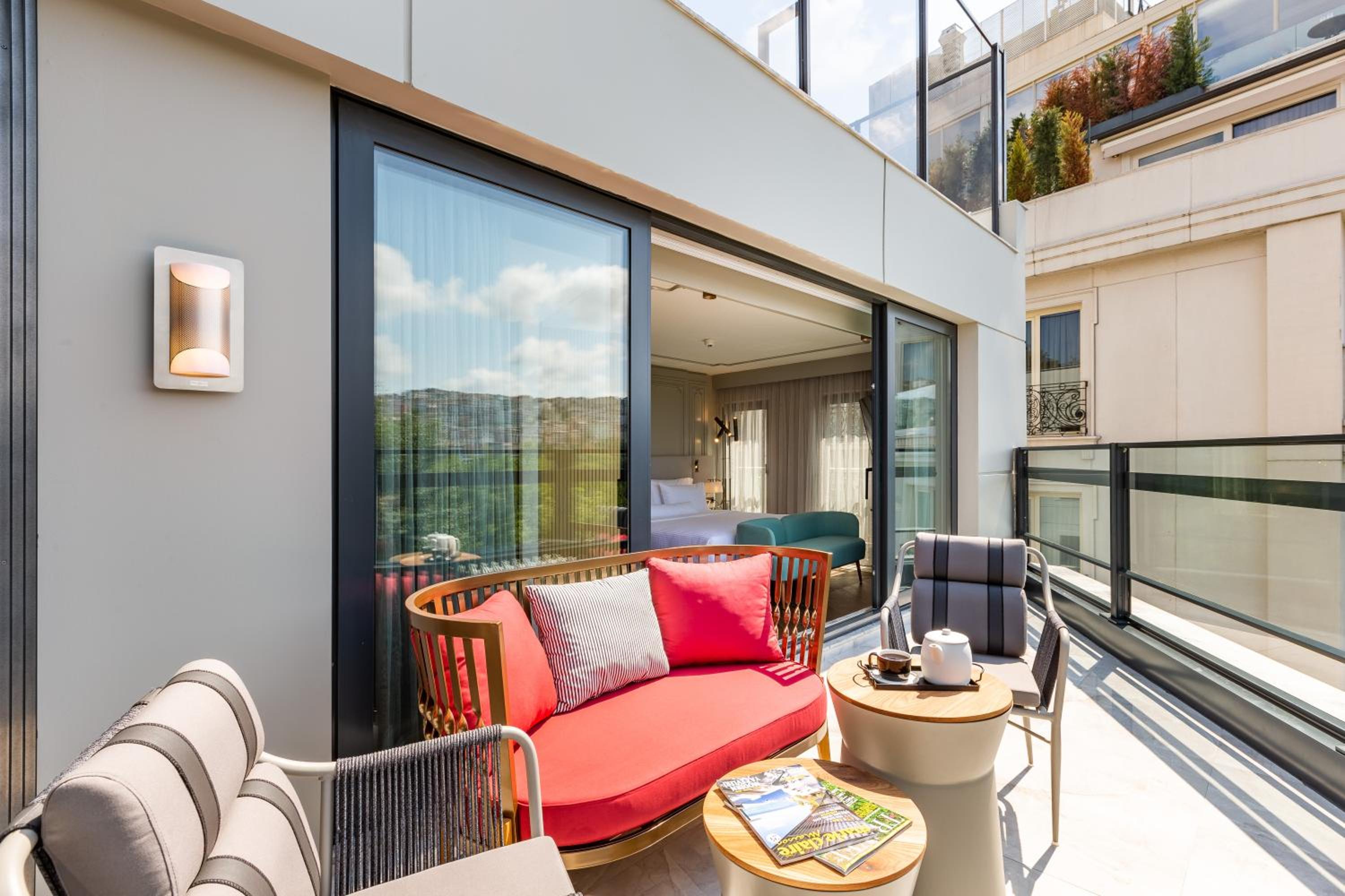 Stayso The House Otel - Image 19