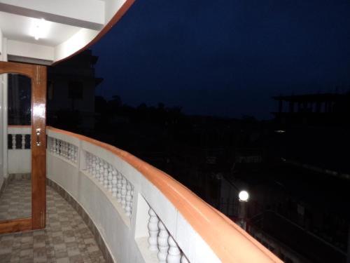 Red Pine Guest House (Indians Only) view 4