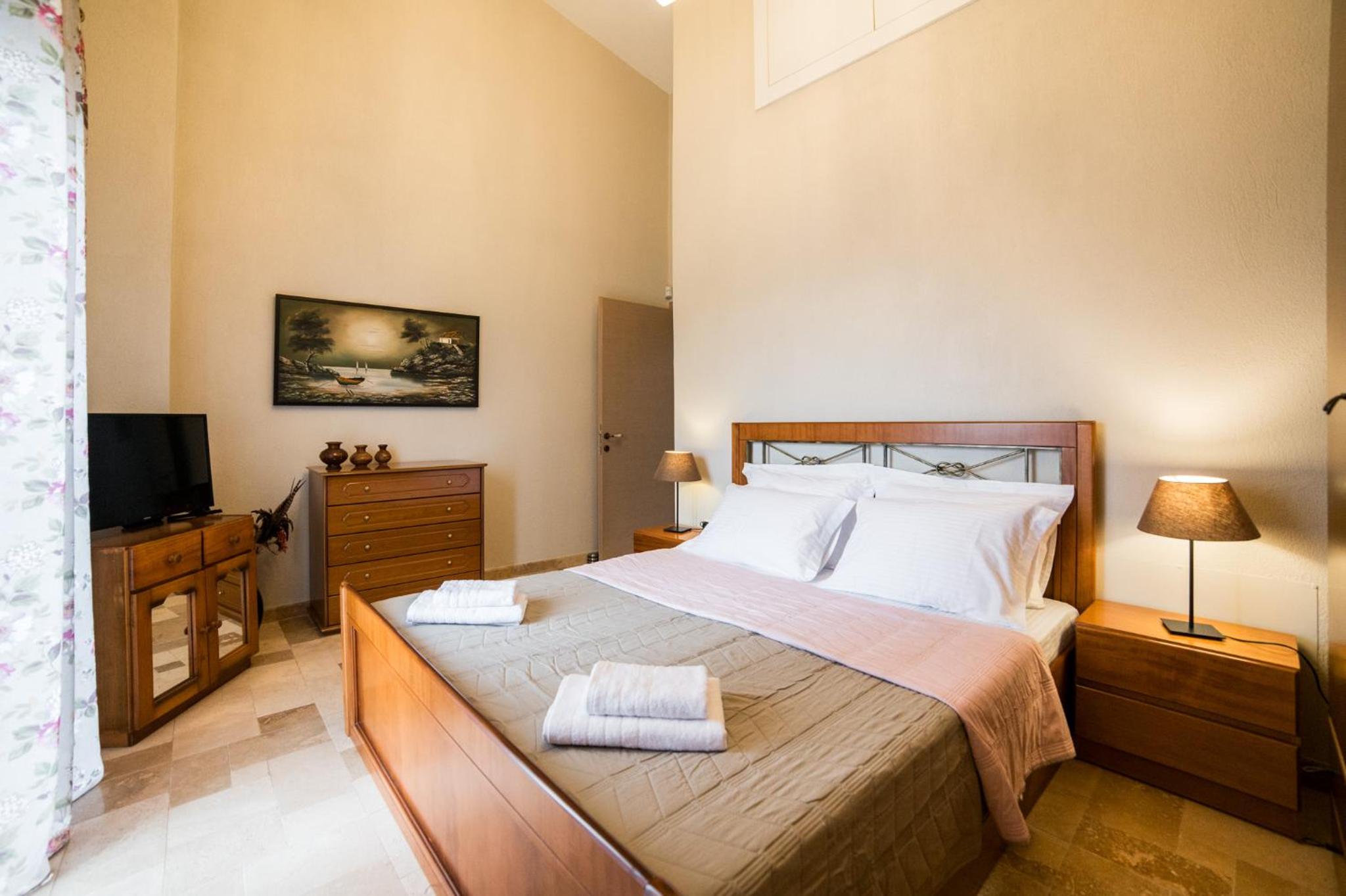 THEROS HOUSE photo 4