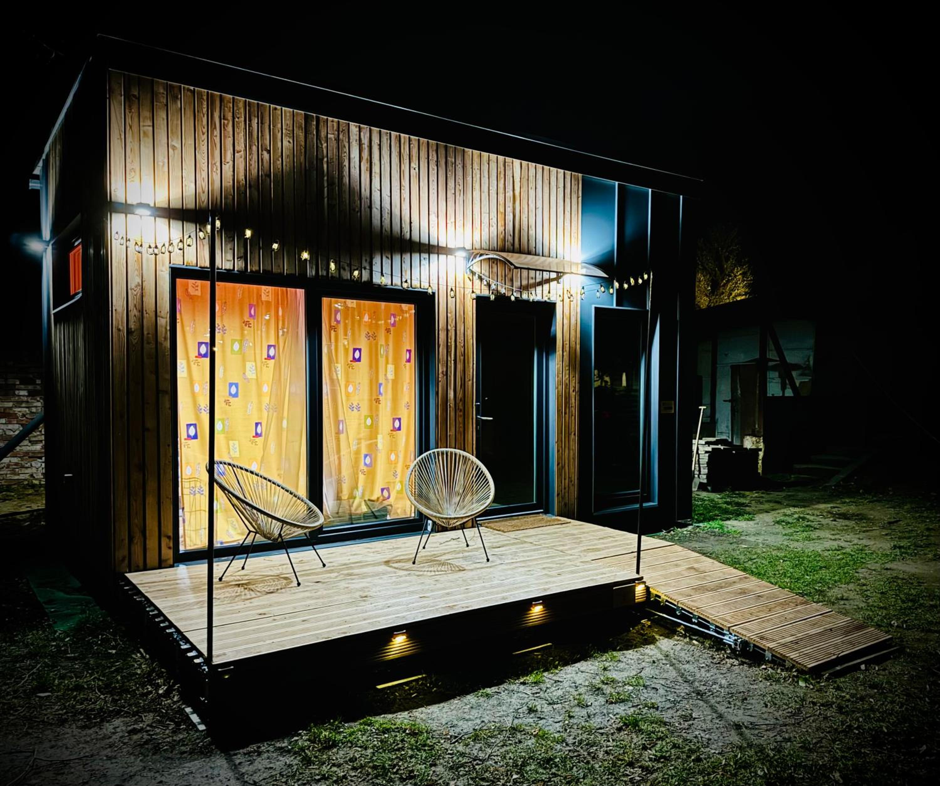 tiny house BARACZEK Brno-Jundrov, ulice Veslařská