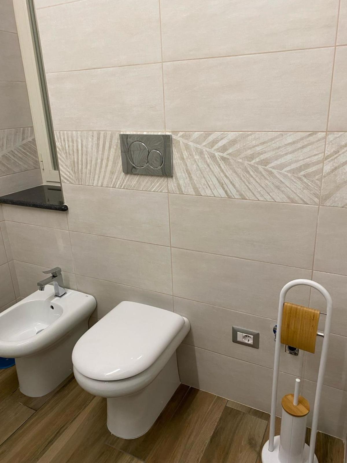 Villa Rose Apartments