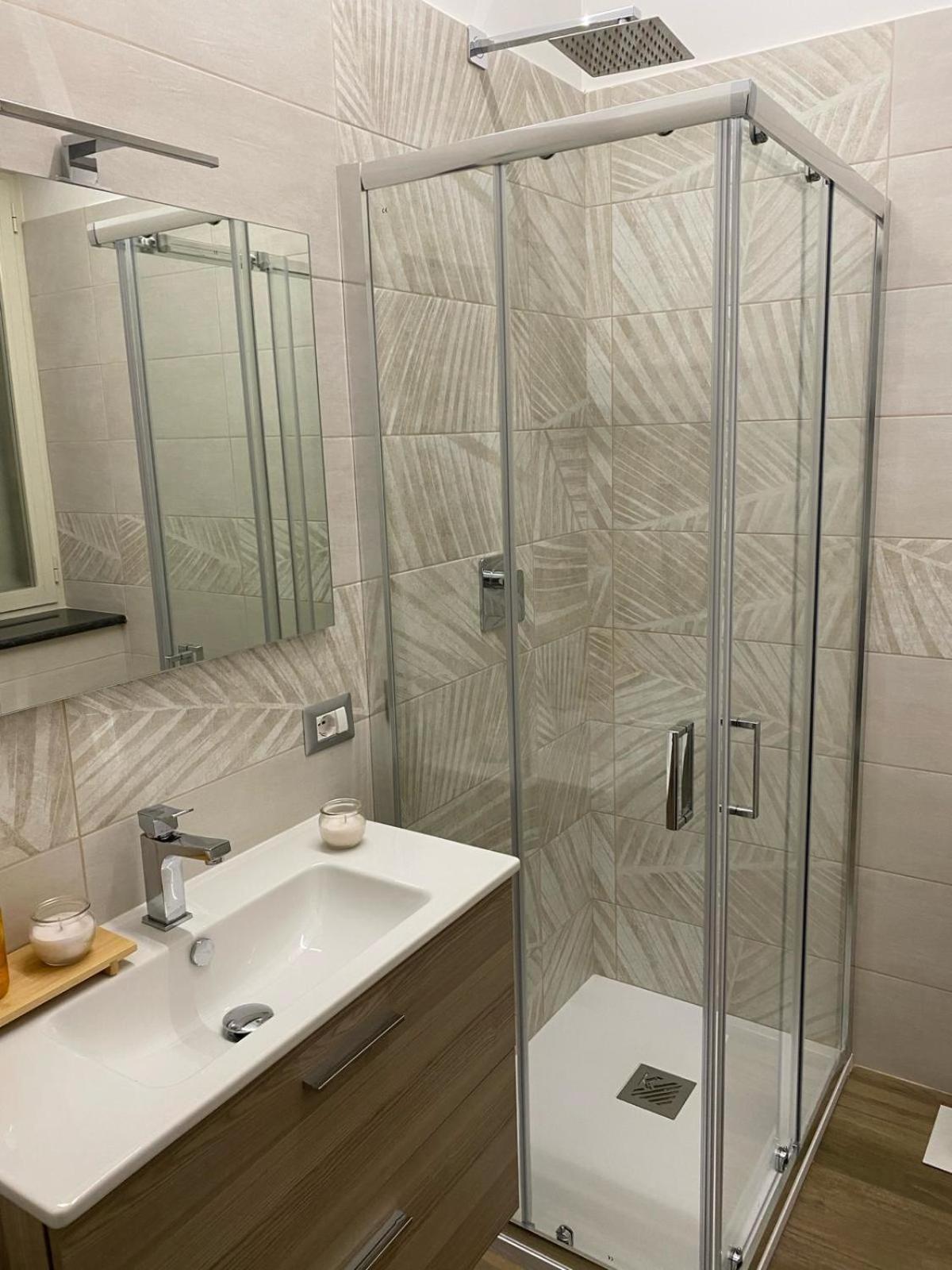 Villa Rose Apartments