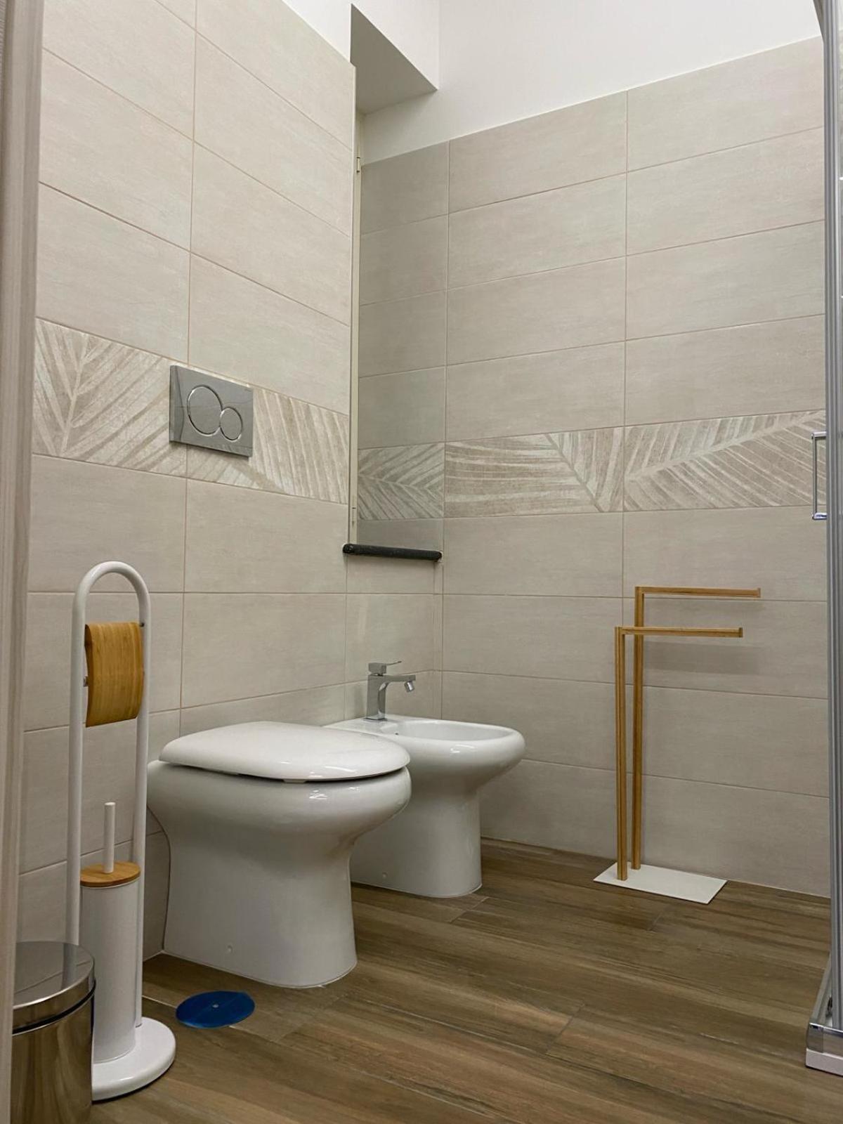 Villa Rose Apartments