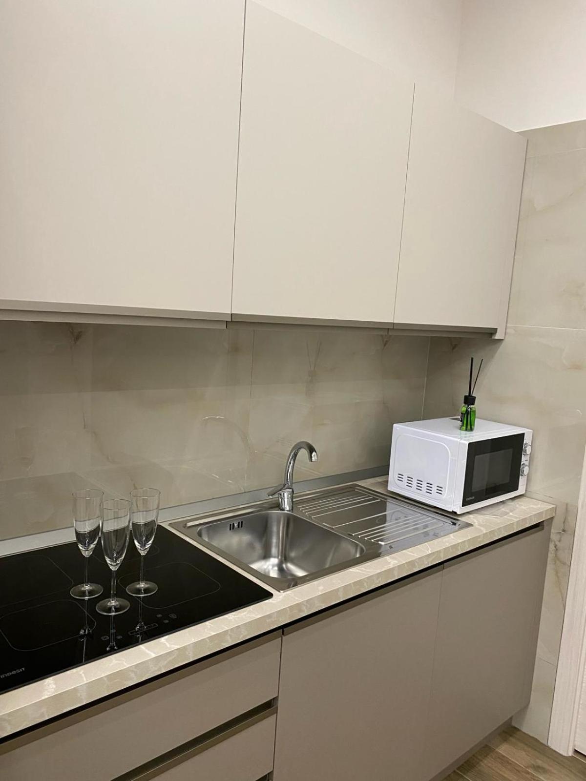 Villa Rose Apartments
