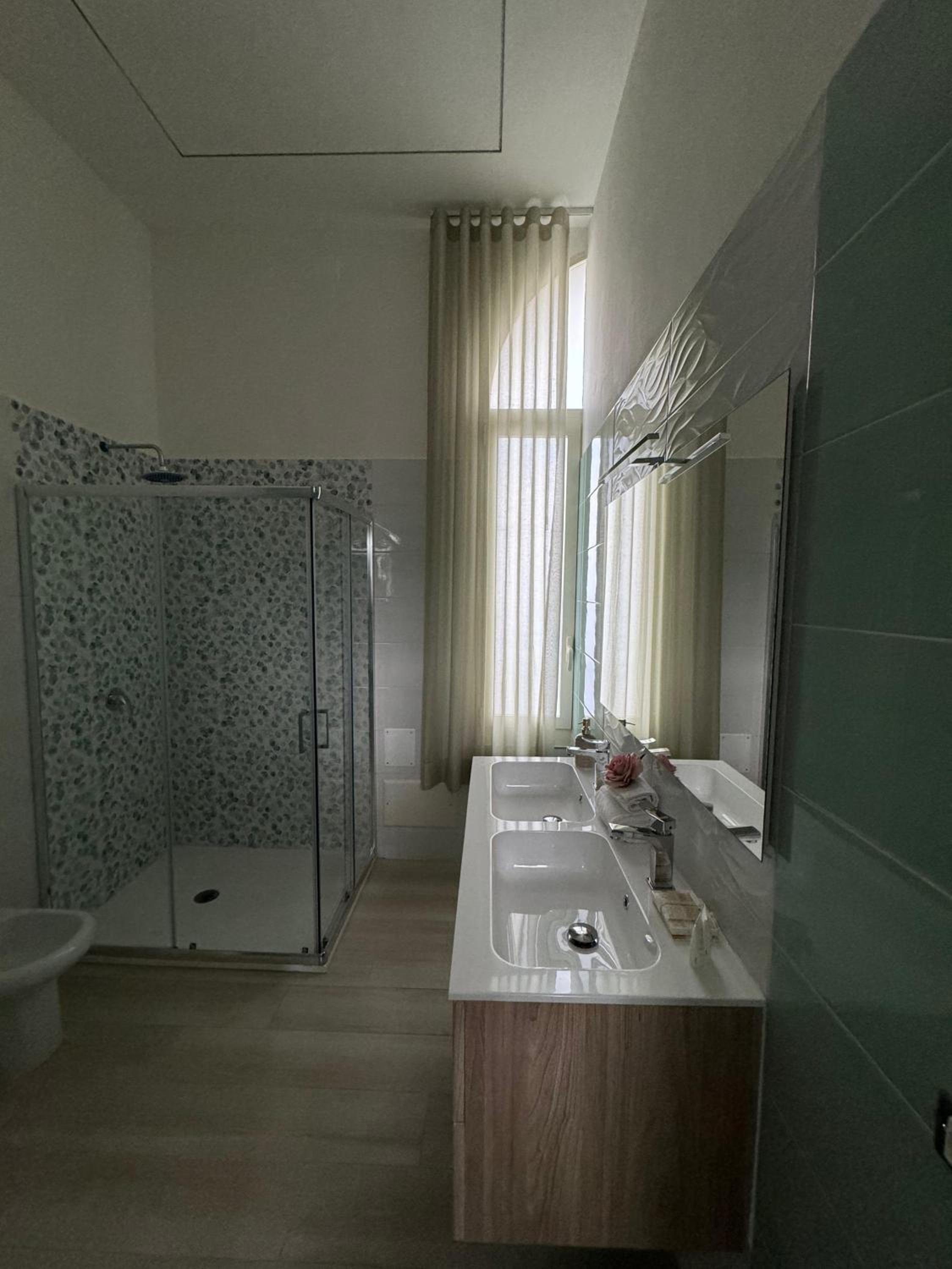 Villa Rose Apartments