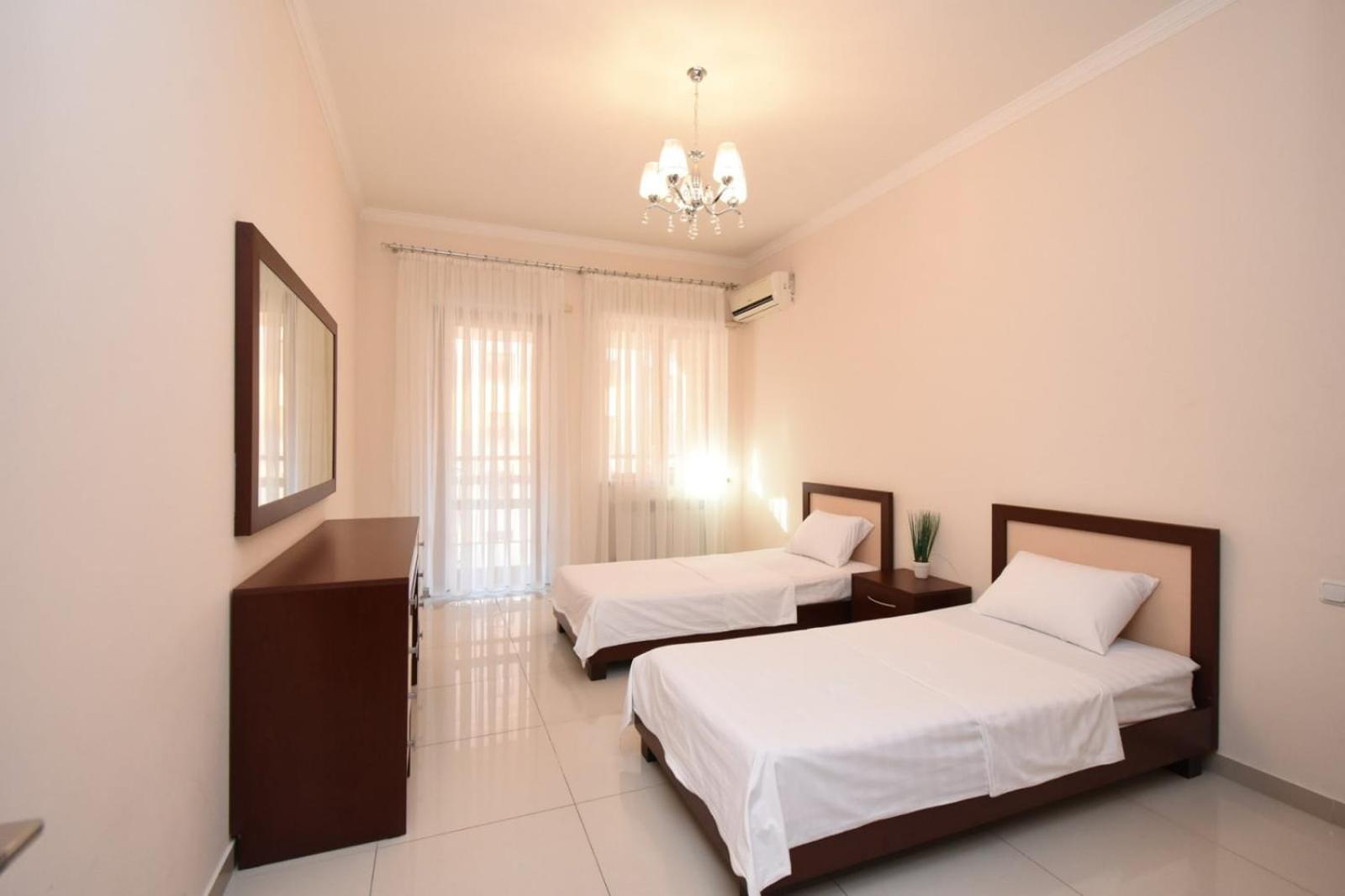 Northern Avenue, 2 bedrooms Luxury, New Renovated apartment HH666