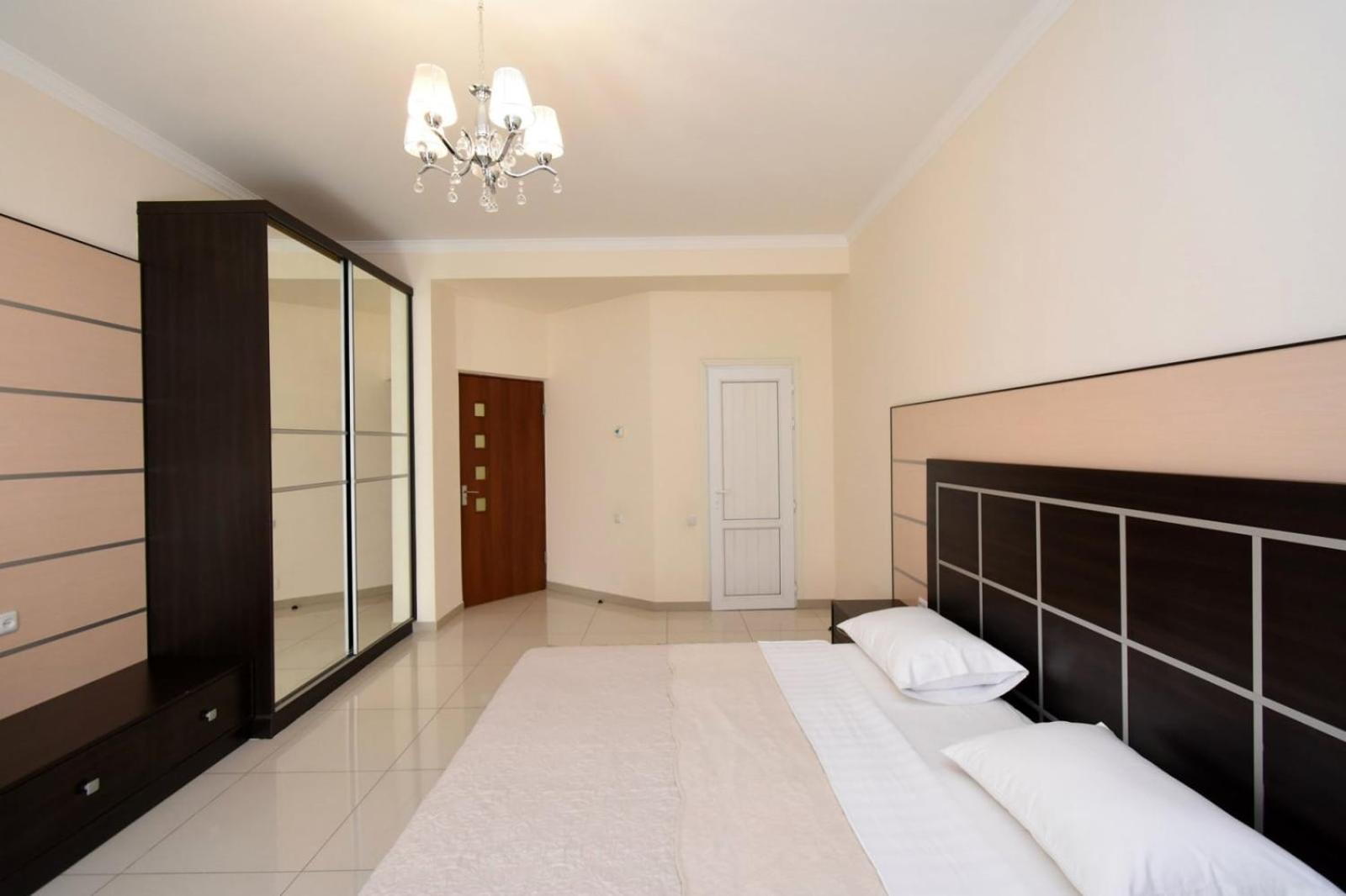 Northern Avenue, 2 bedrooms Luxury, New Renovated apartment HH666