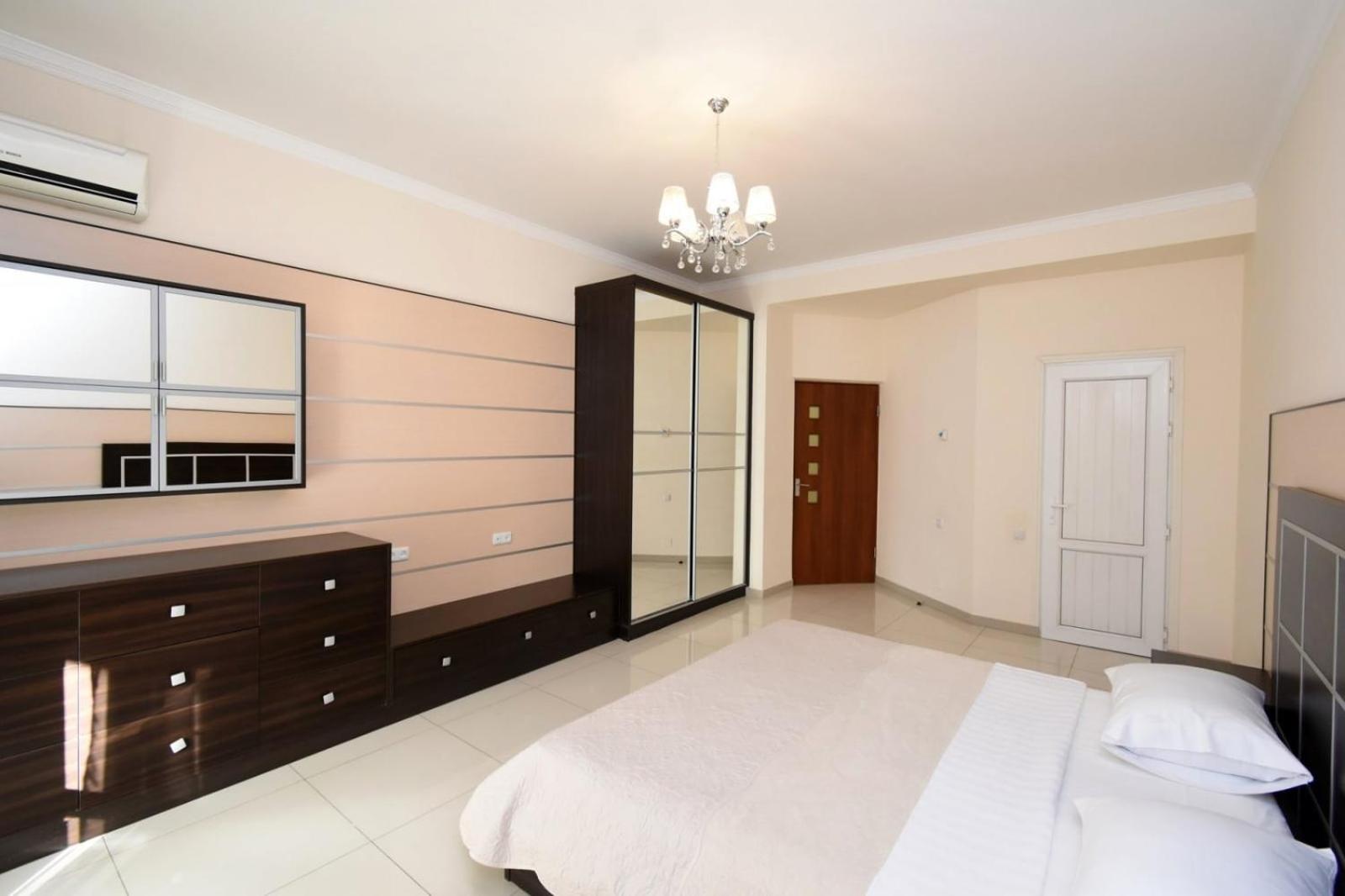 Northern Avenue, 2 bedrooms Luxury, New Renovated apartment HH666