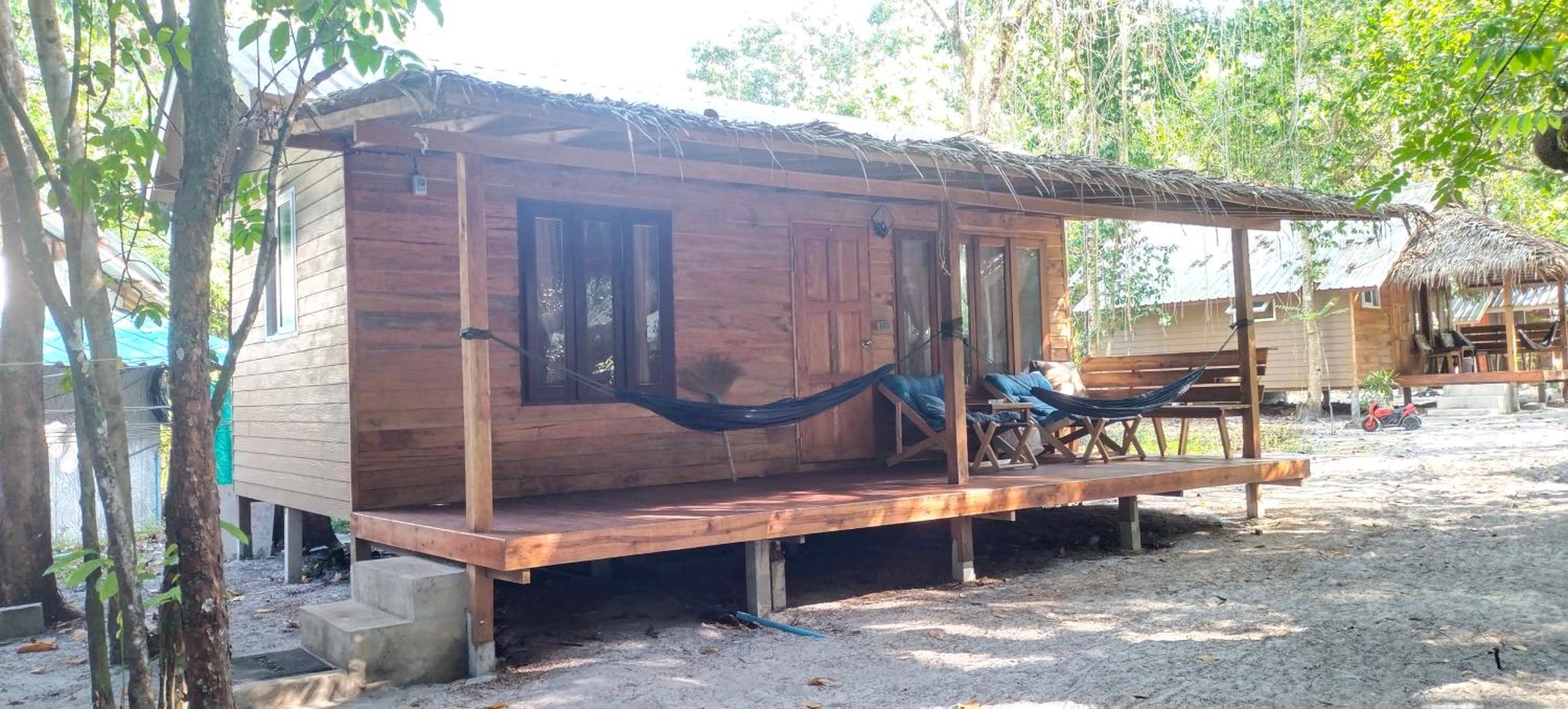 Lazy Hut