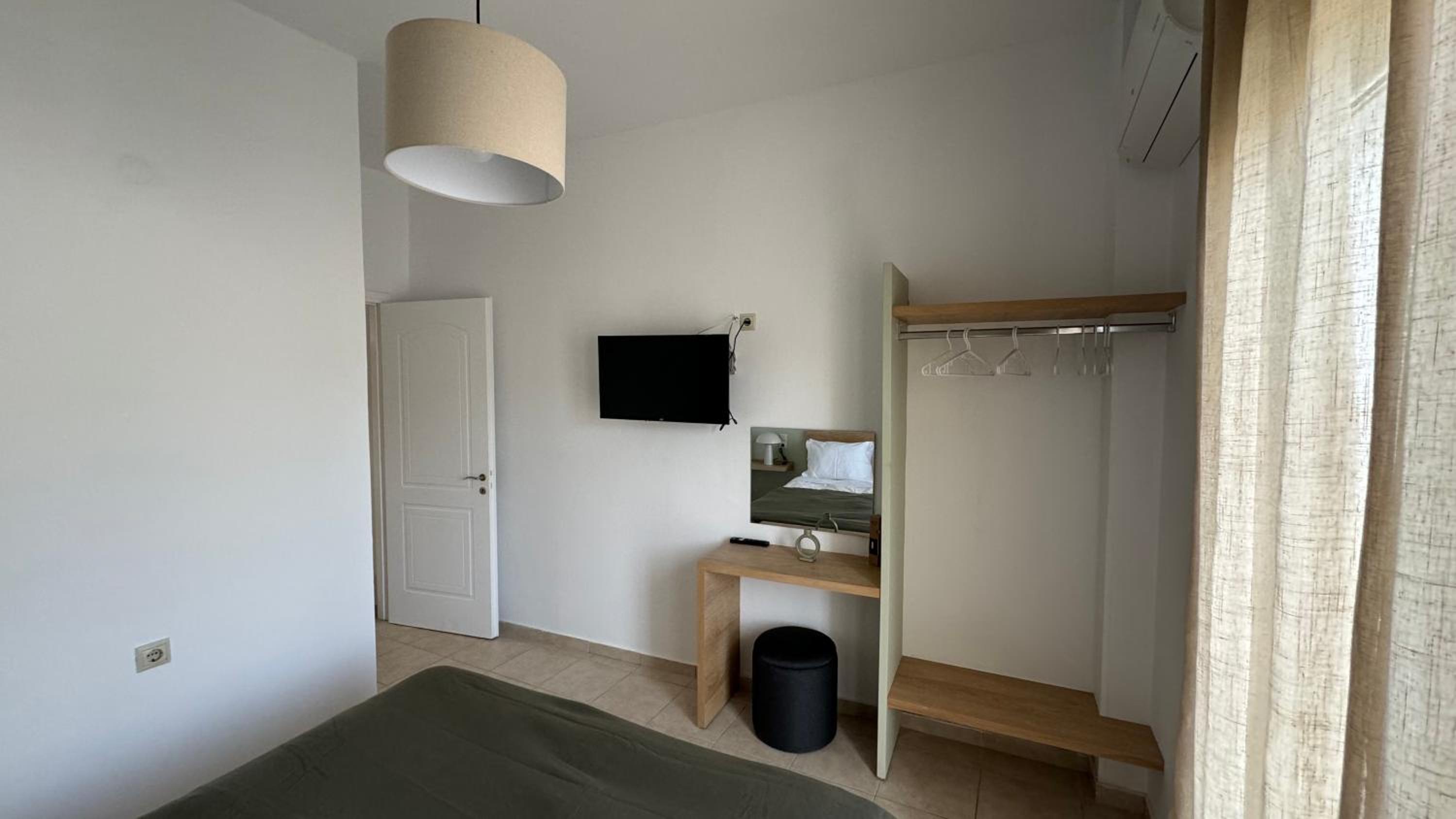 Creta Apt Mela B3 photo 4