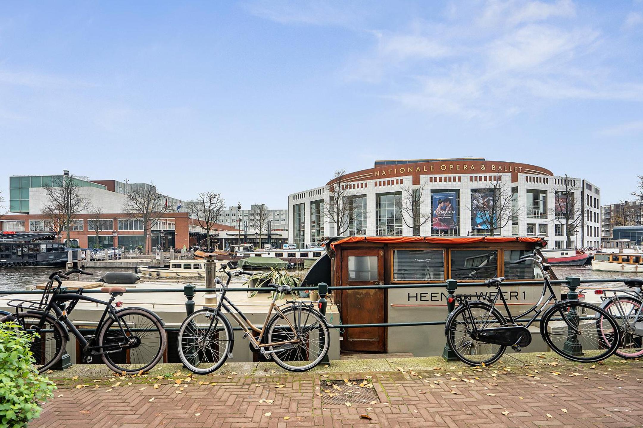 Amstel Houseboat studio right across the Opera photo 4