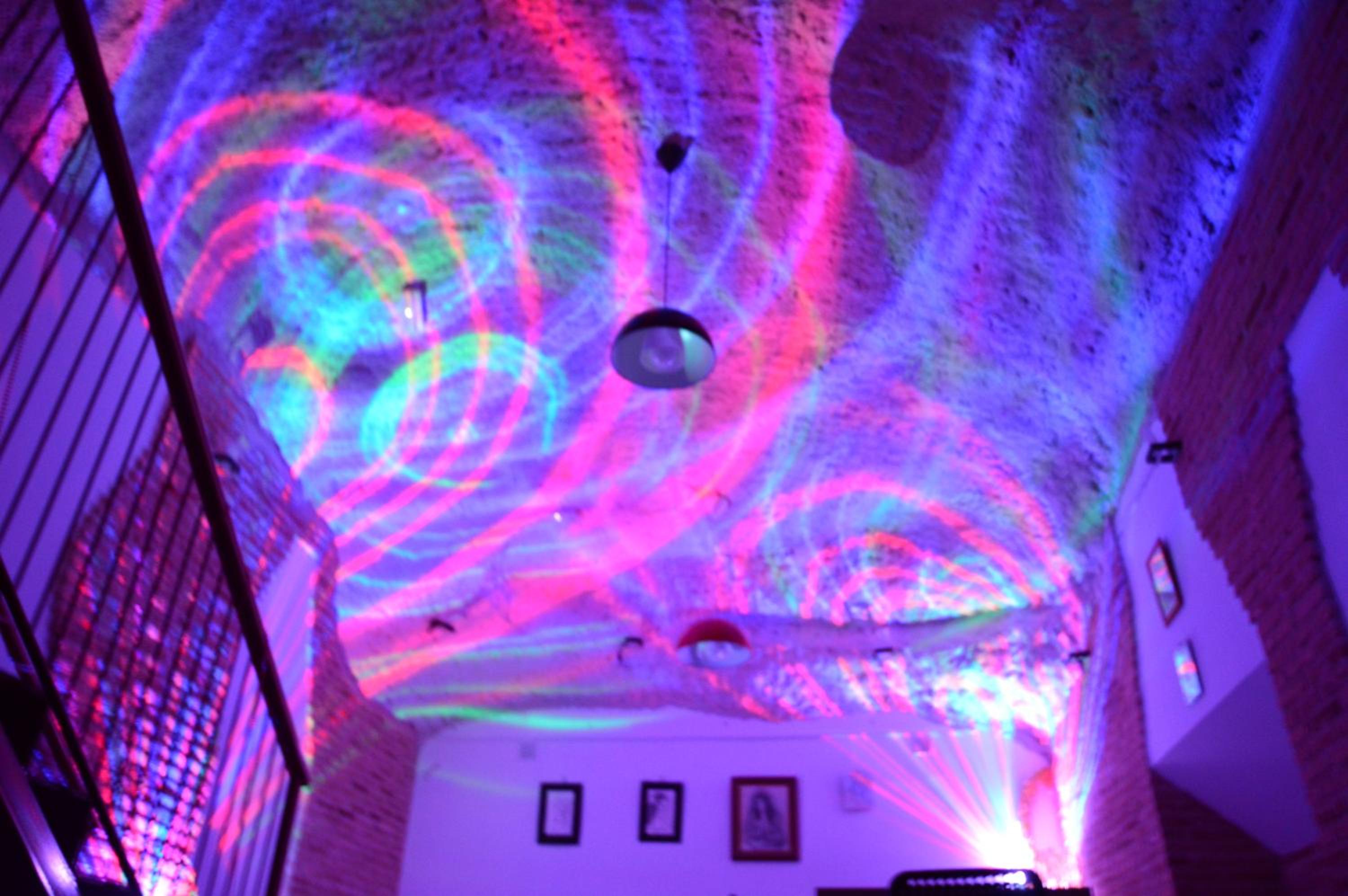 Hostel El Castillo by CABANA Rentals