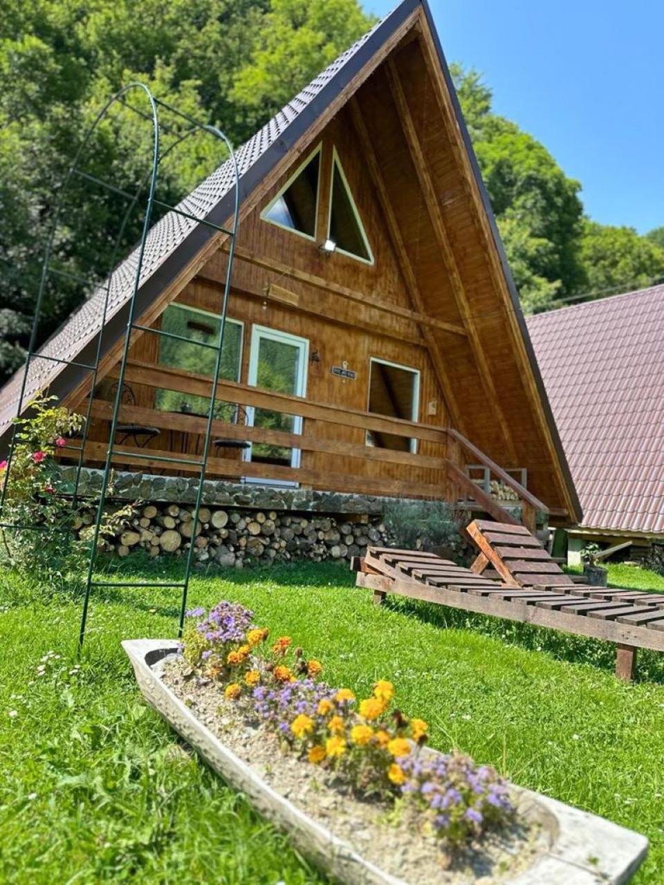 Cabanutze Satic