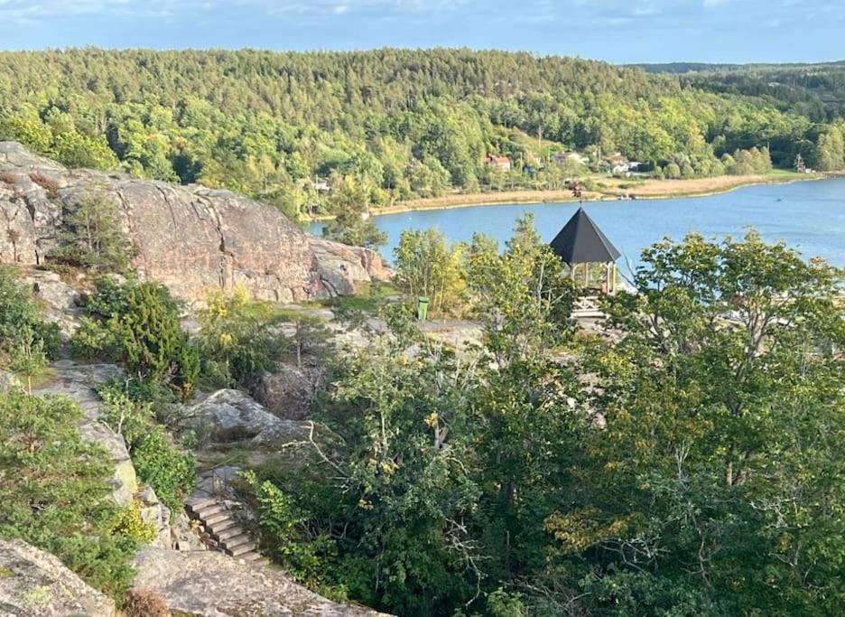 Charmigt torp på höjden