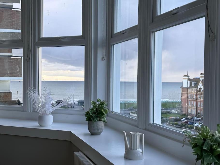 Beautiful Penthouse By Seafront