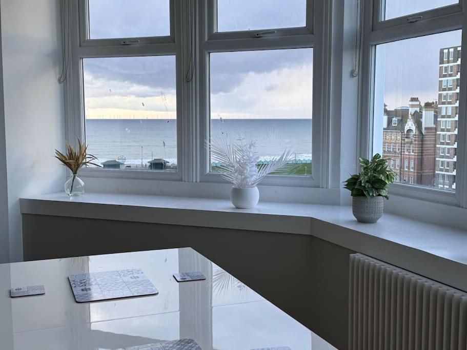 Beautiful Penthouse By Seafront
