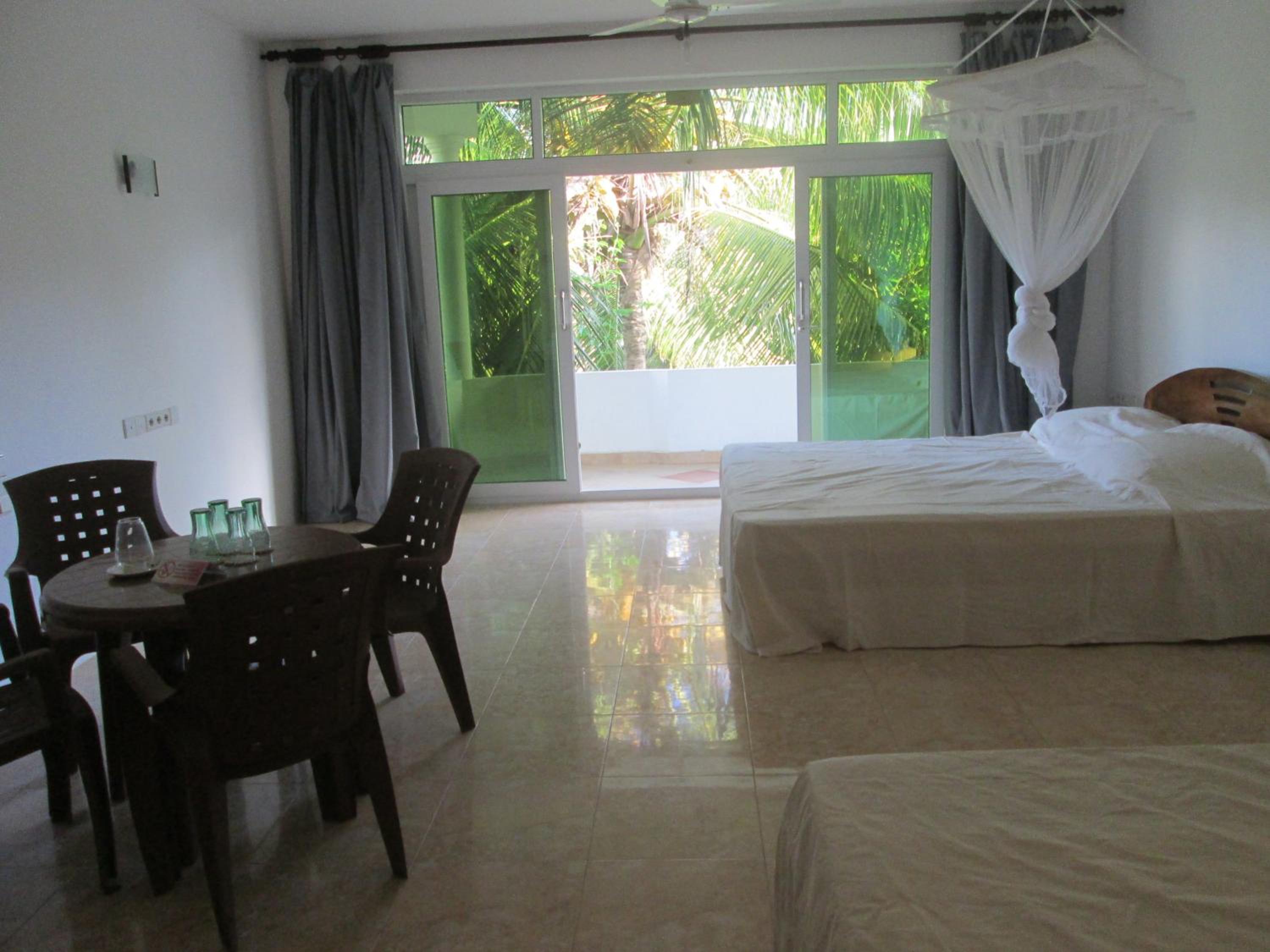 Raja Beach Hotel