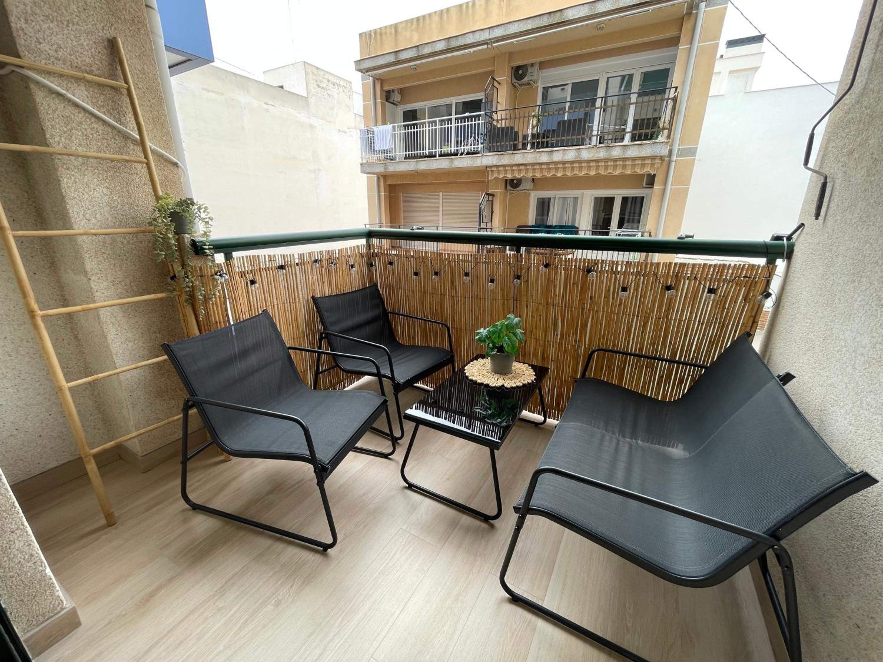Casa Lagom Verde with a garage view 3