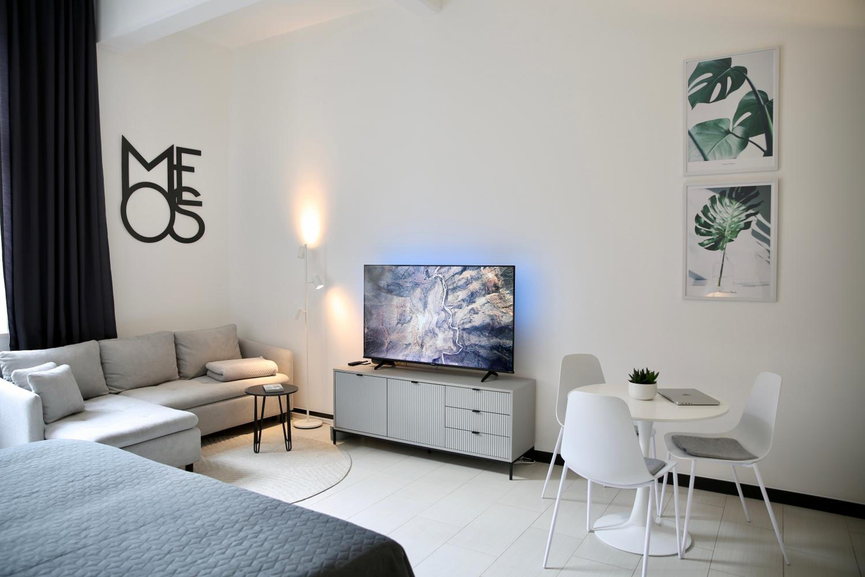 MEOS 3 -Zentrum-Hofblick-Gym-Netflix